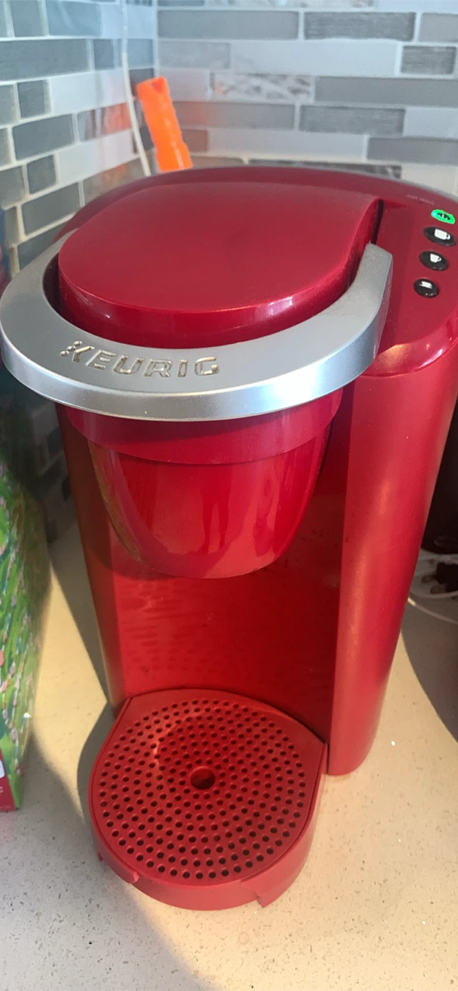 Keurig K-Cup Coffee Maker & Microwave ($45 for both) - photo 2