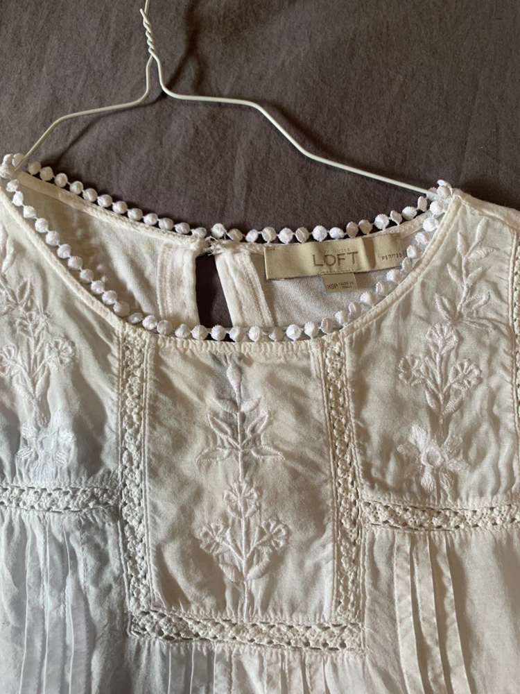 Loft White Embroidered Sleeveless Top - photo 2