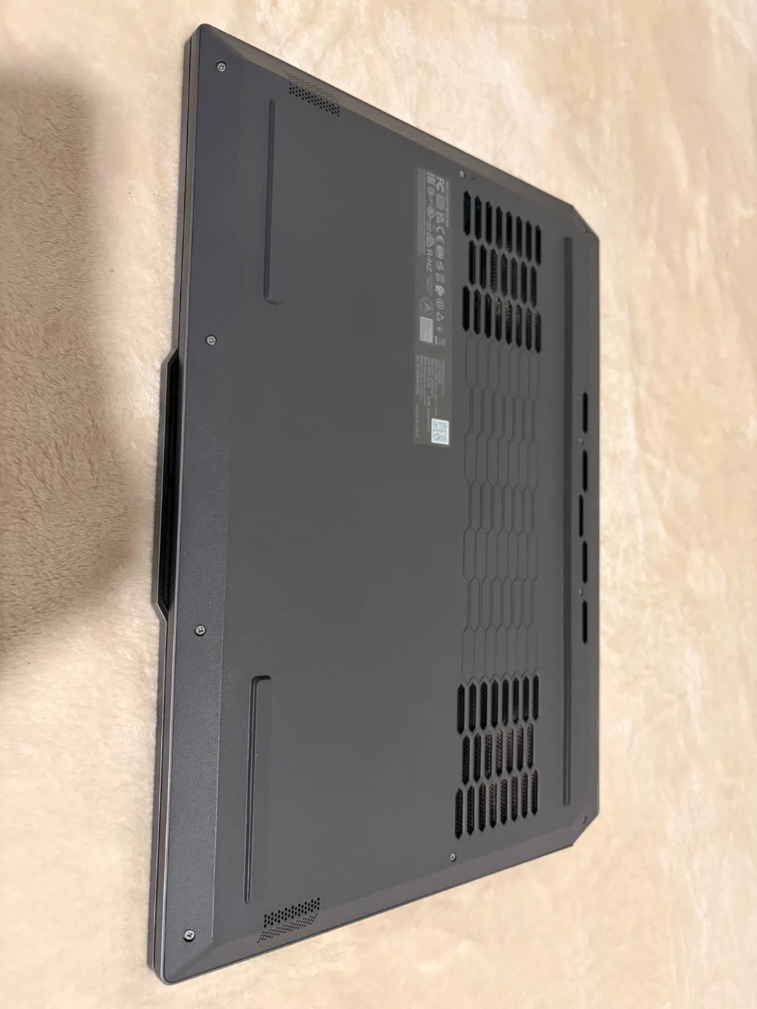 Lenovo LOQ Gaming Laptop - photo 3