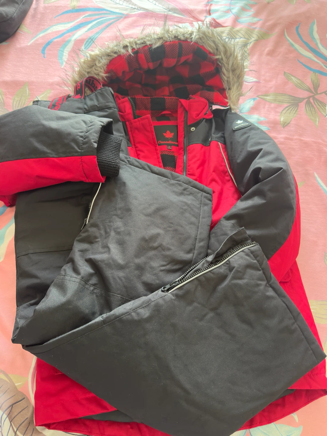 Canadian Kids Winter Snowsuit Set - photo 2