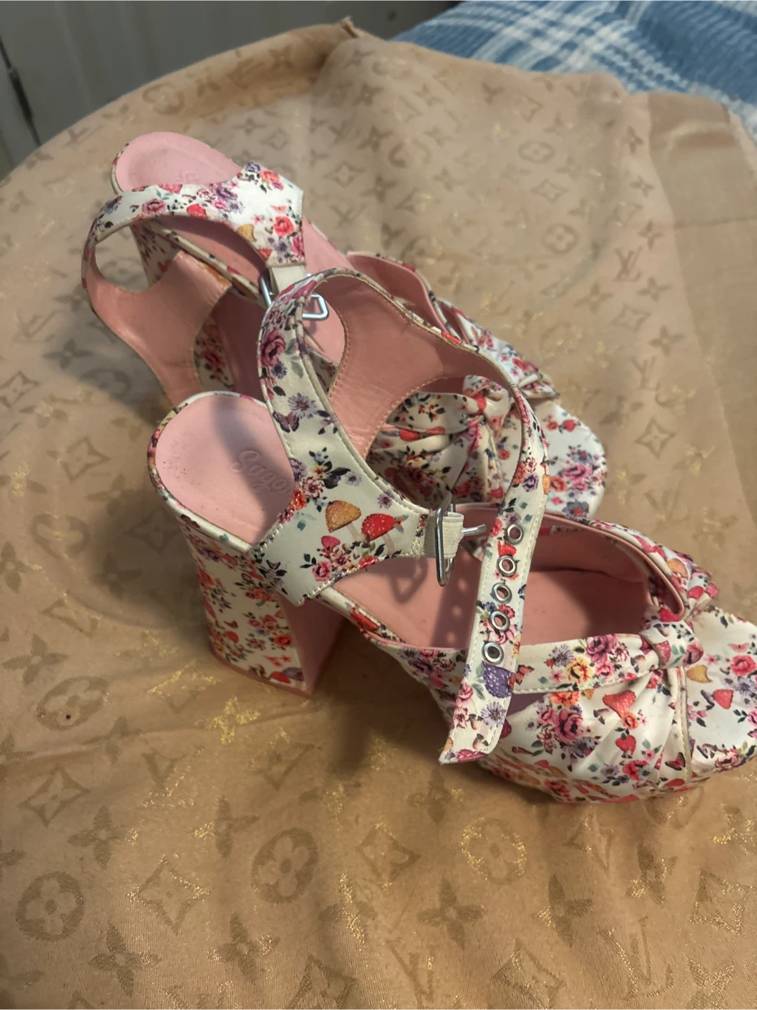 Sugar Thrillz Floral Platform Heels - photo 4