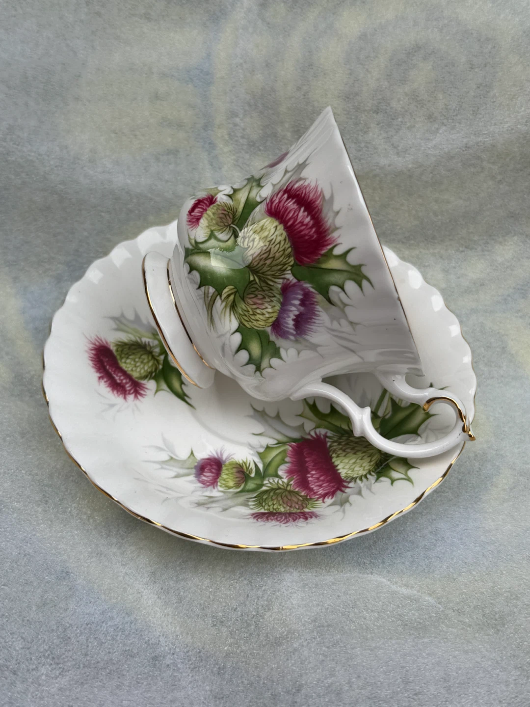 Royal Albert Highland Thistle Teacup and Saucer Set - photo 4