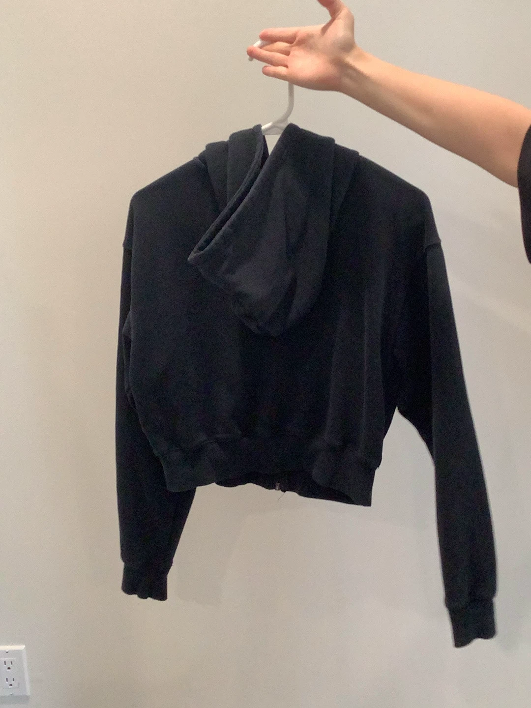 Ardene Black Cropped Zip-Up Hoodie - photo 4
