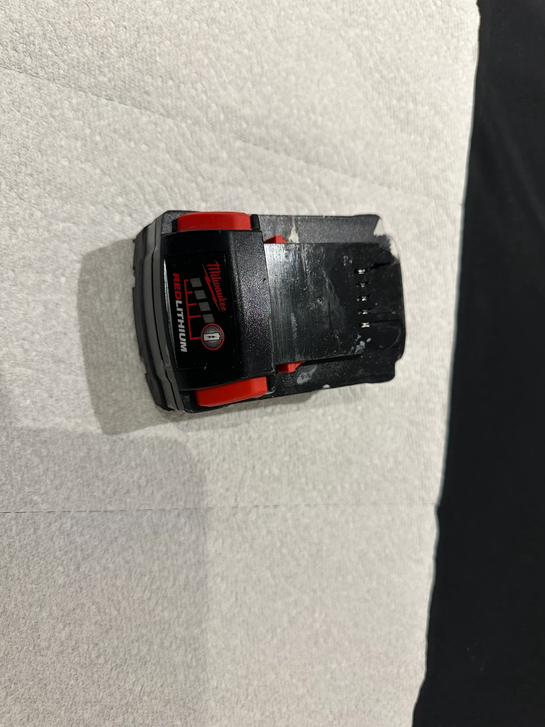 Milwaukee M18 Battery - photo 2