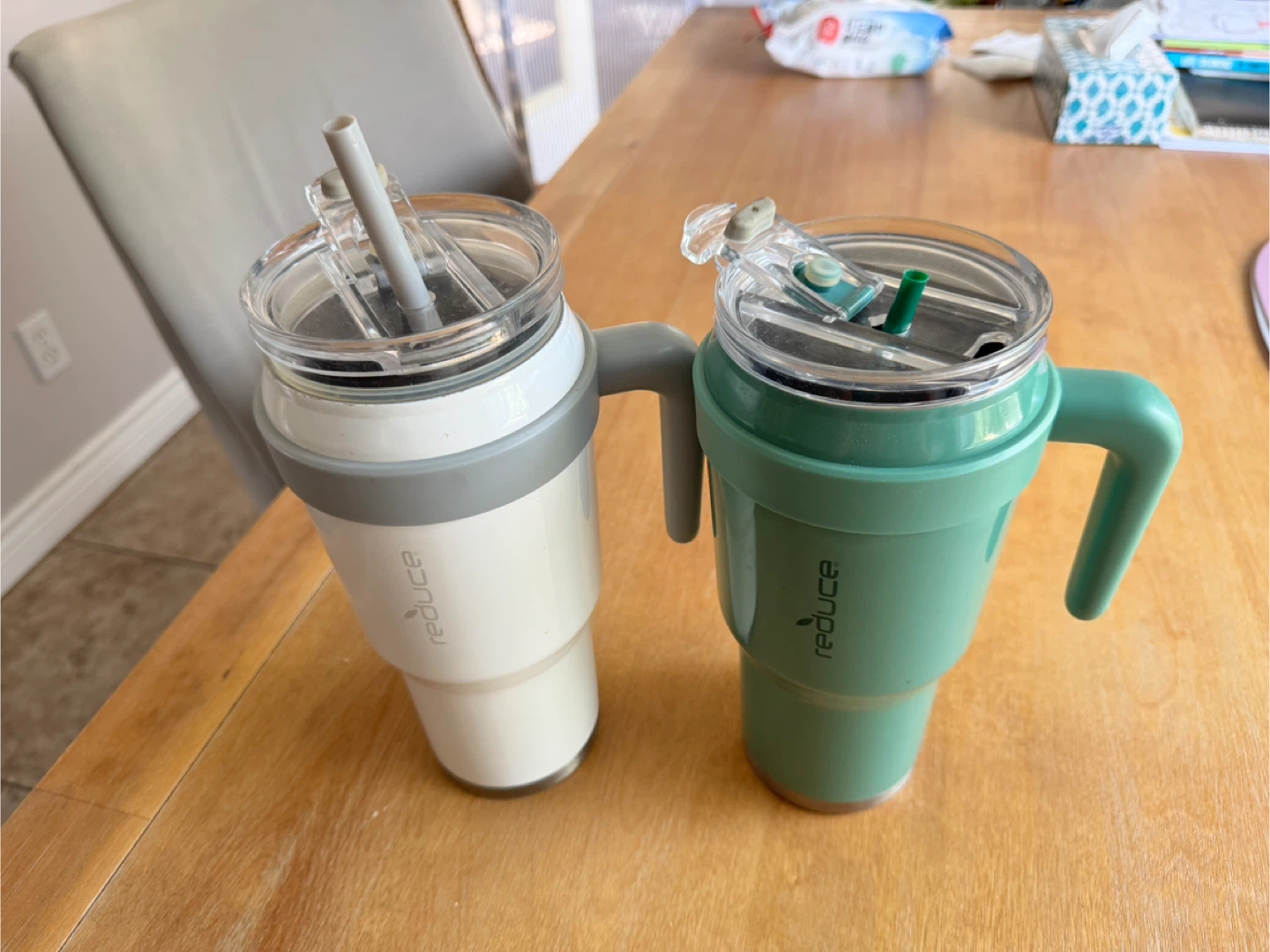 Reduce Tumblers with Lids and Straws - White & Green