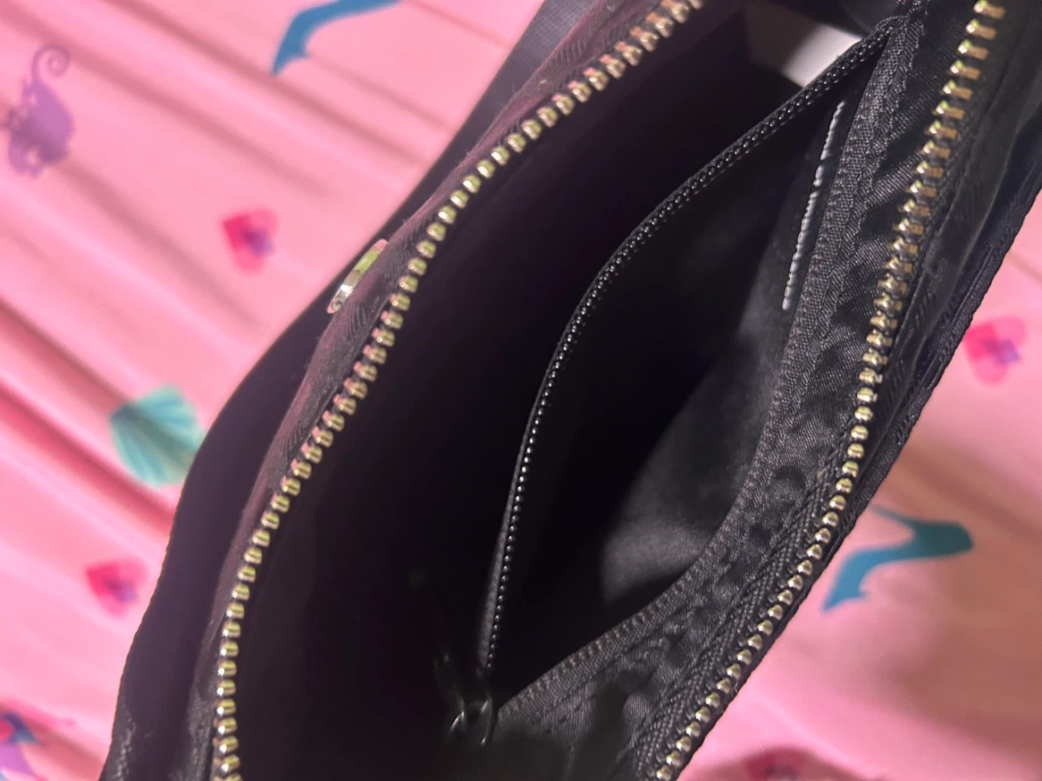 Lululemon Black Shoulder Bag - photo 5