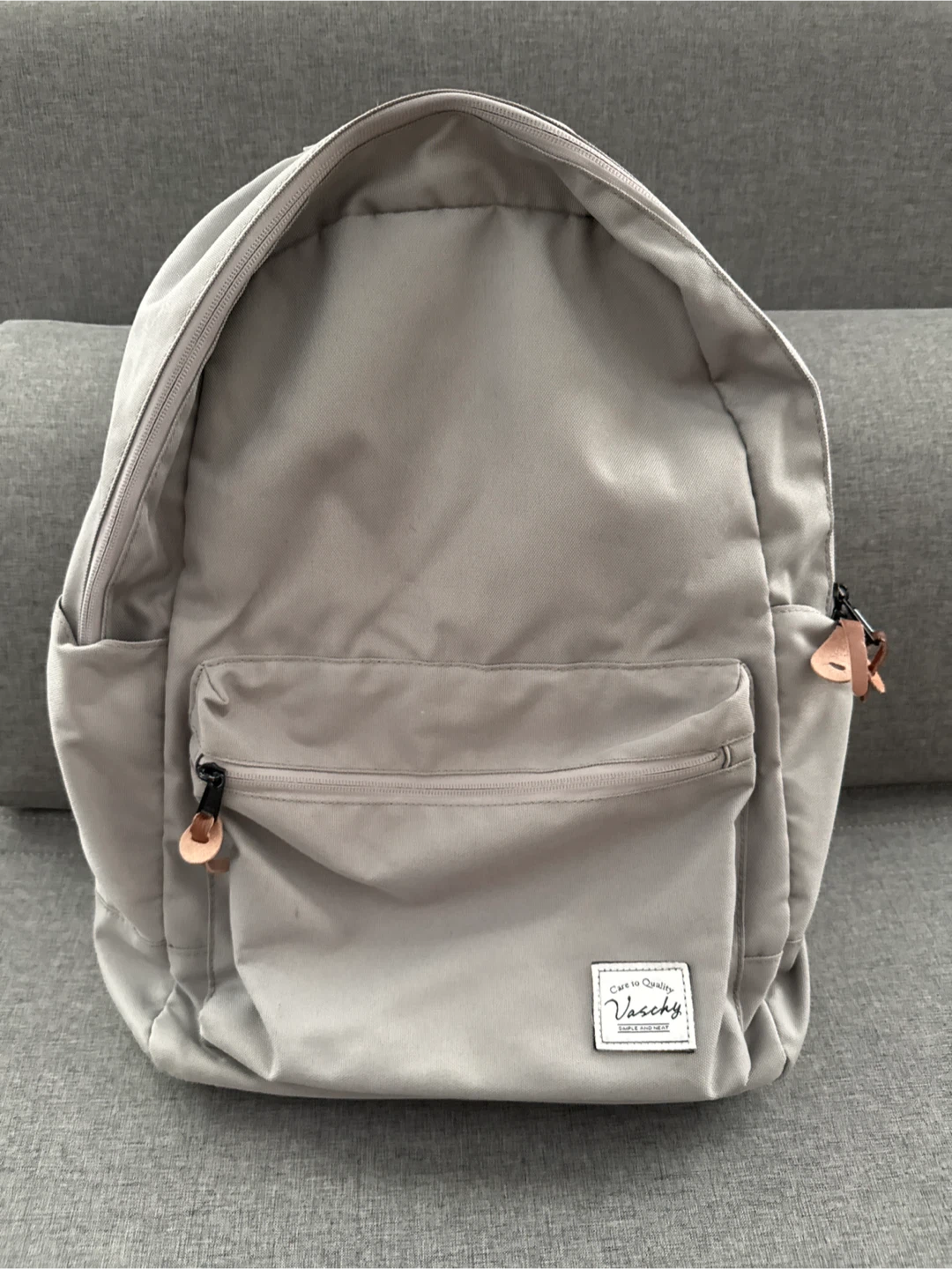 Vaschy Backpack - Grey