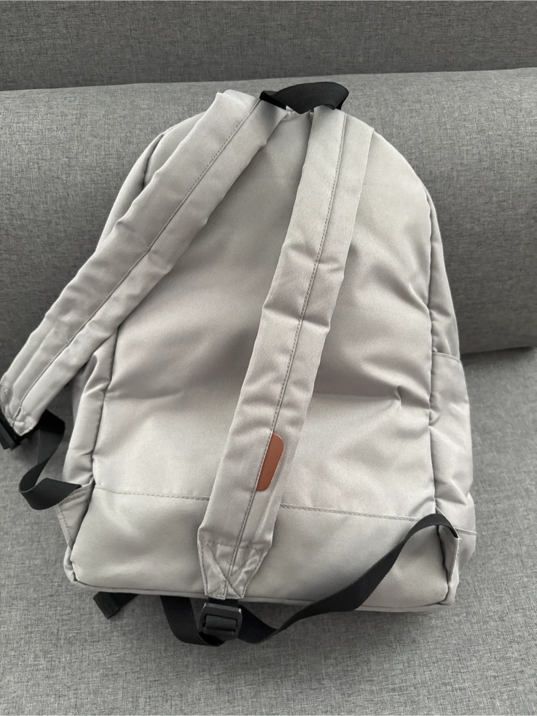 Vaschy Backpack - Grey - photo 2