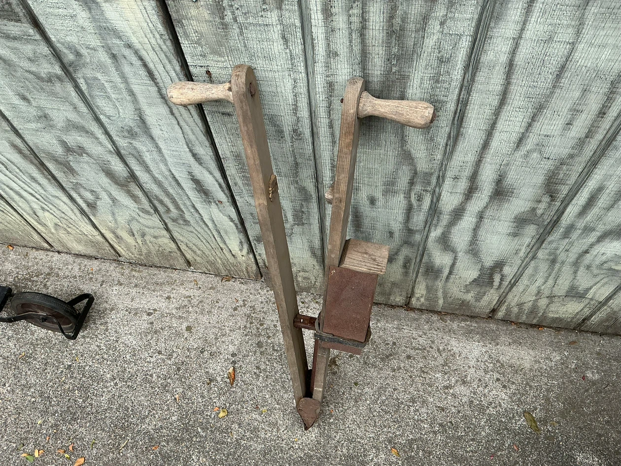 Antique Wooden Farm Tool Rustic Corn Seed Planter ! - photo 2
