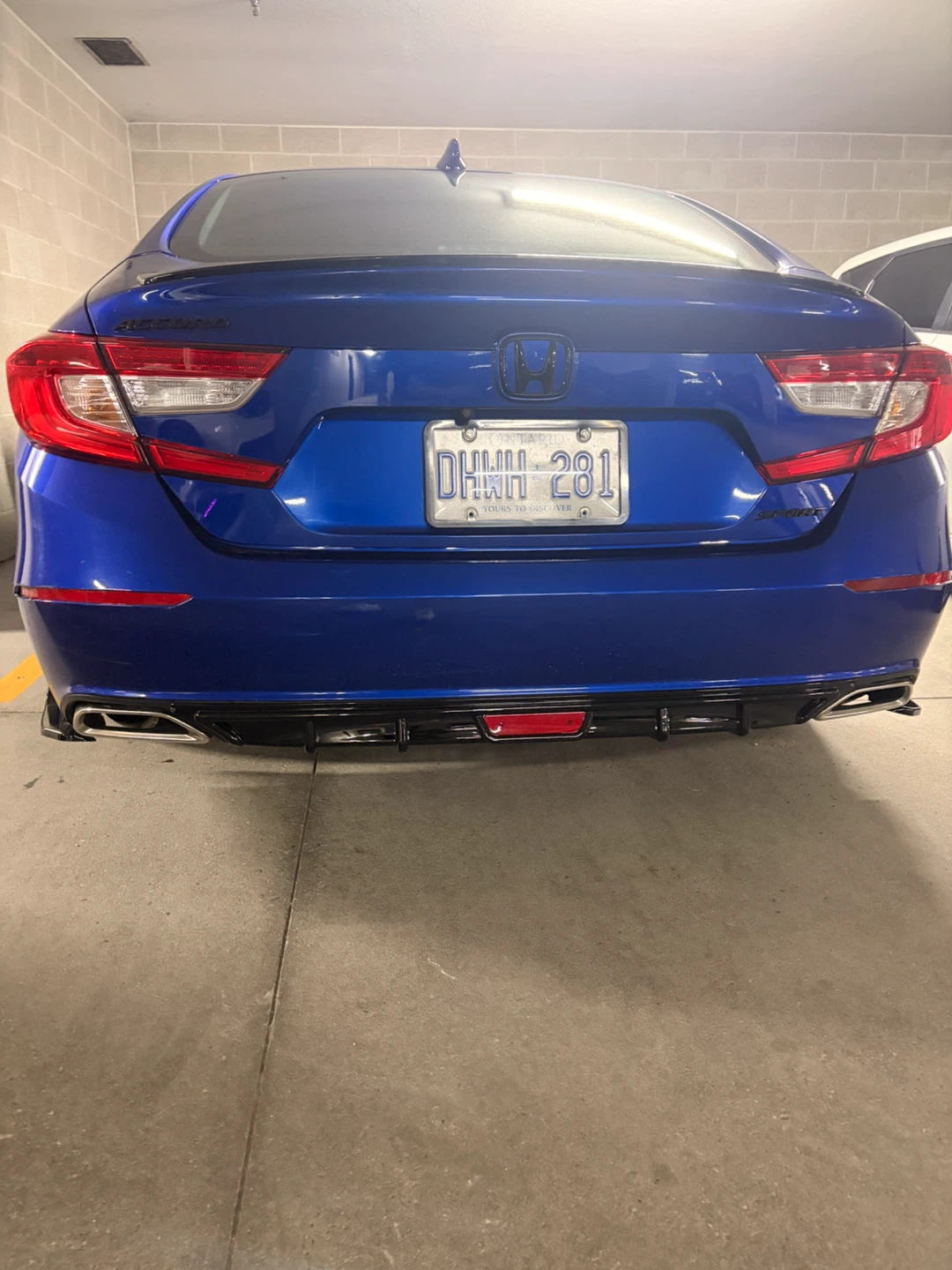 Honda Accord Body Kit - Rear Diffuser & reflective light