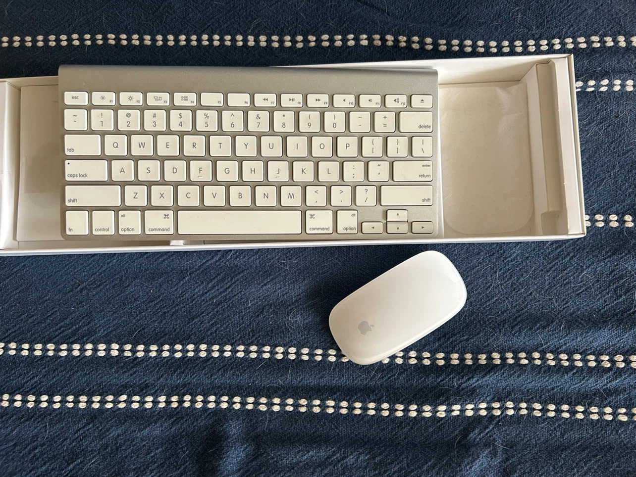 Apple Magic Keyboard and Magic Mouse - photo 2