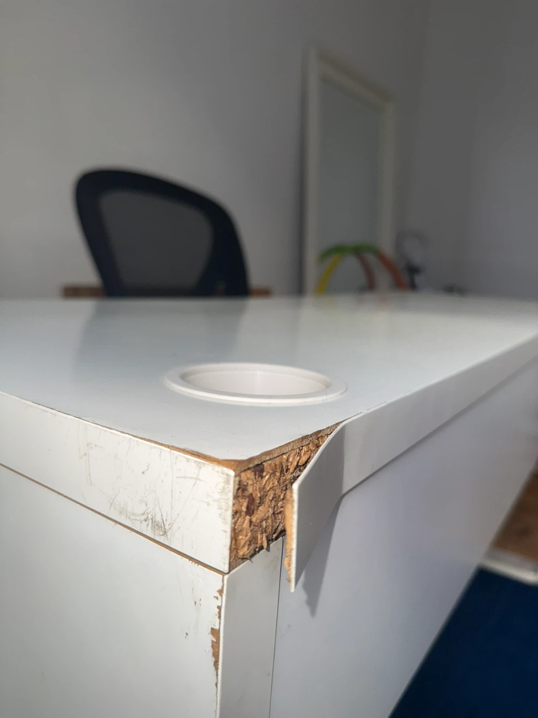 Ikea Micke White Desk - photo 4