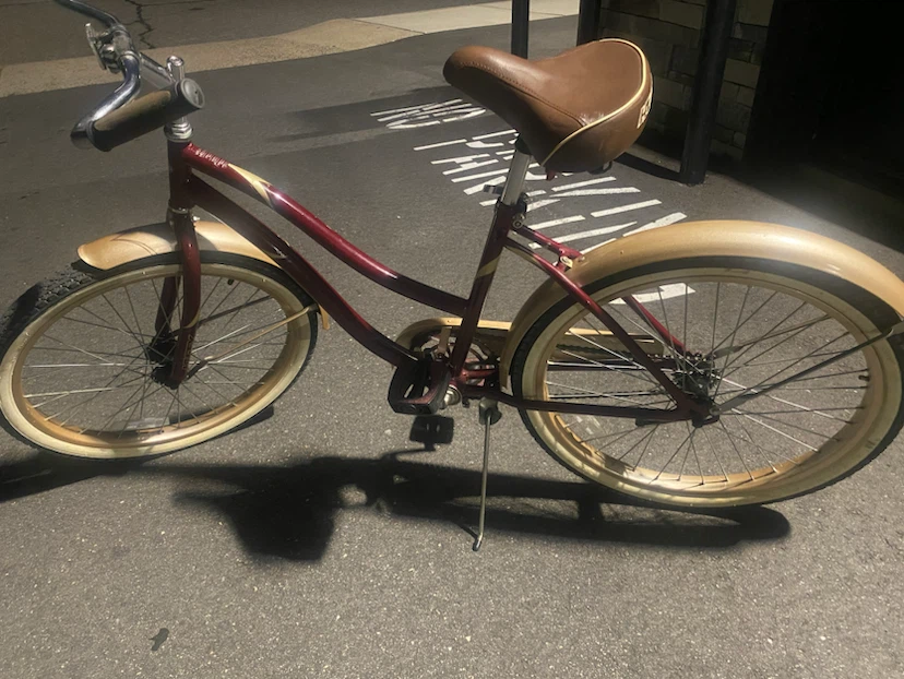 Maroon Cruiser Bicycle - photo 3