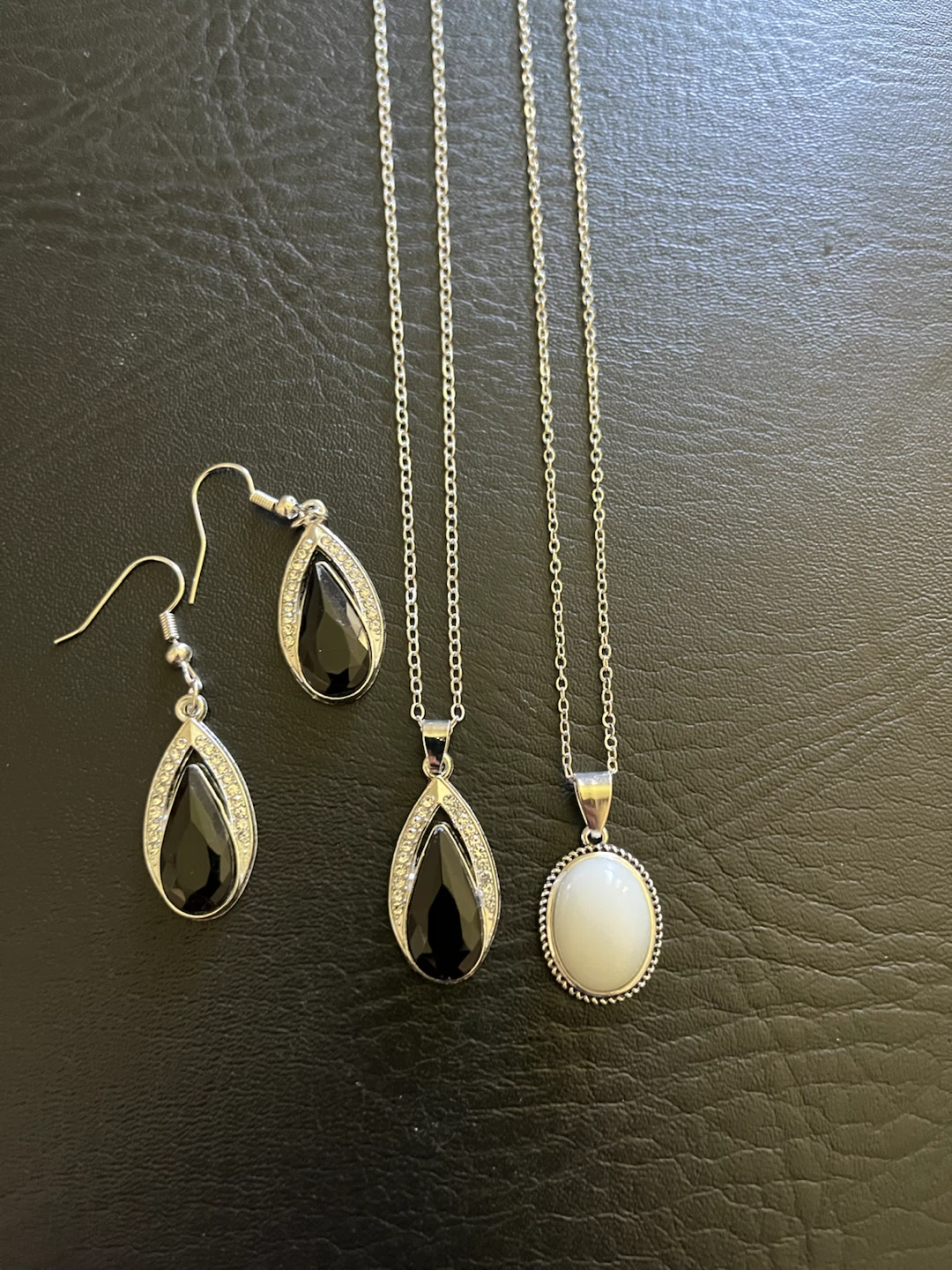 Misc. jewelry everything for $12 - photo 5