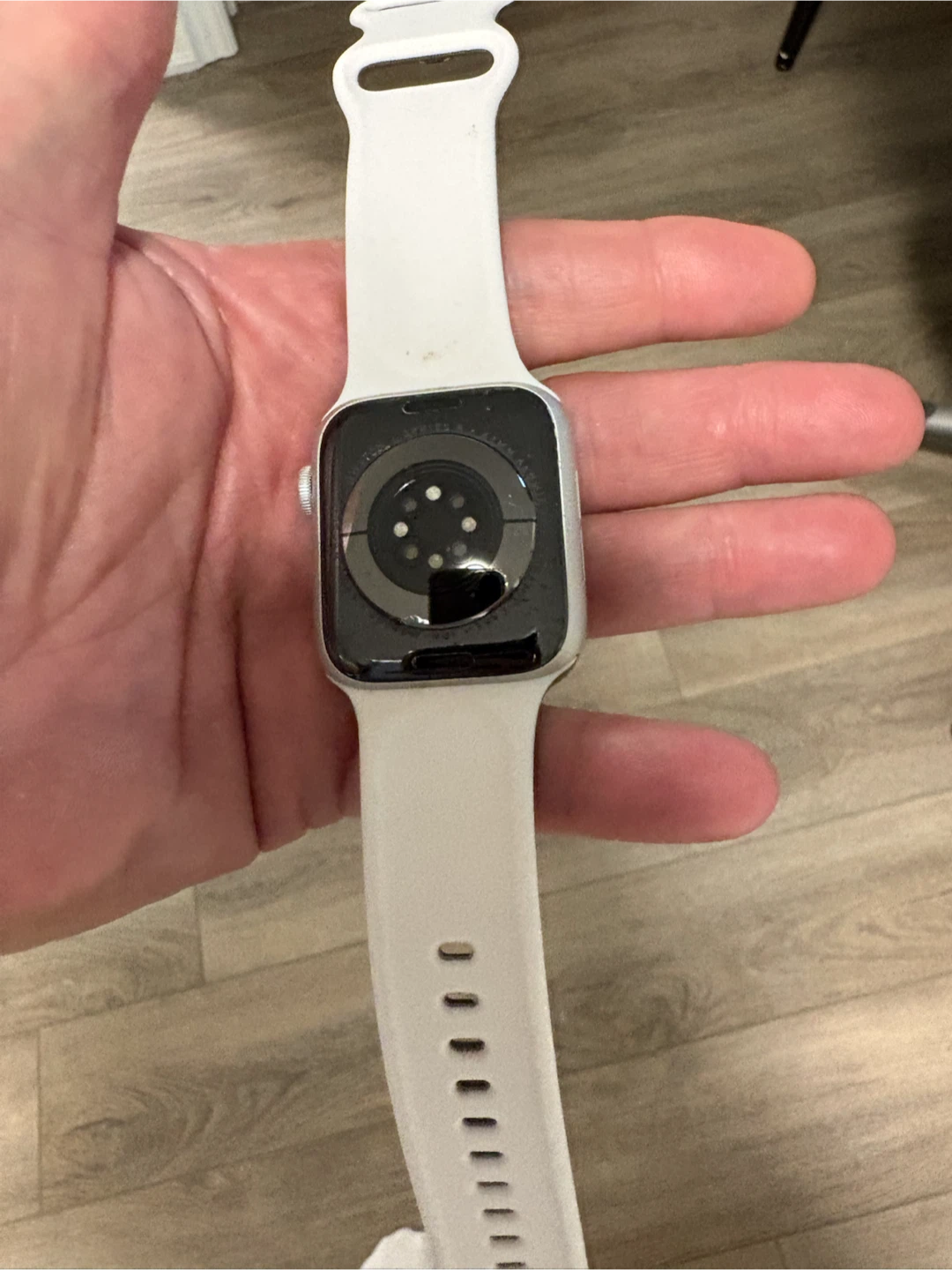 Apple Watch Series 6 (44mm) with White Band - photo 2