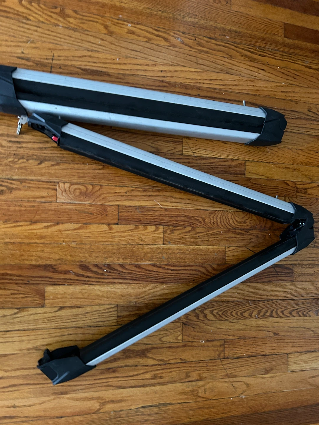 Ski/Snowboard Rack Crossbars (2) - photo 2