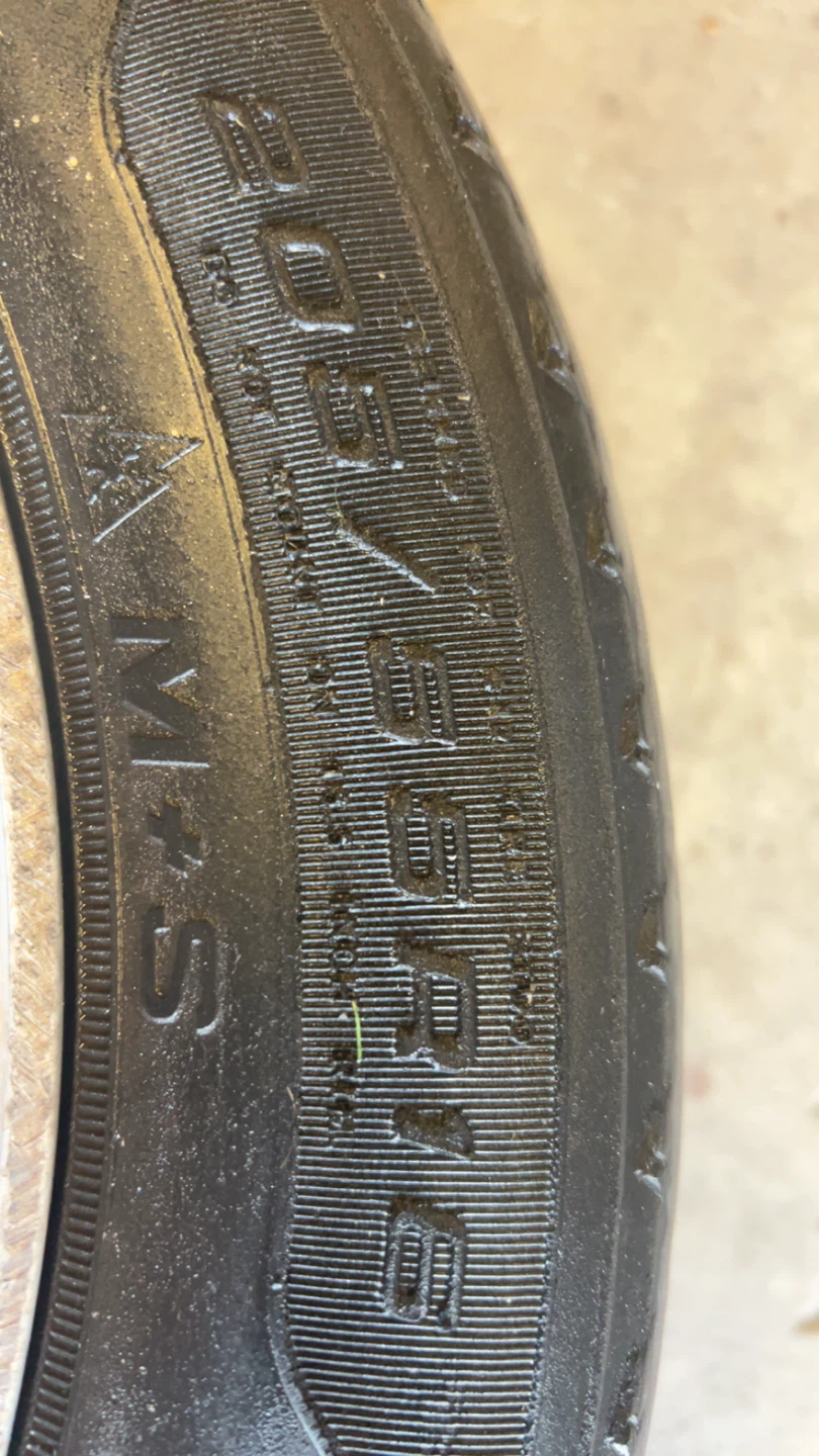 Set of 2 Tires and Rims - photo 4
