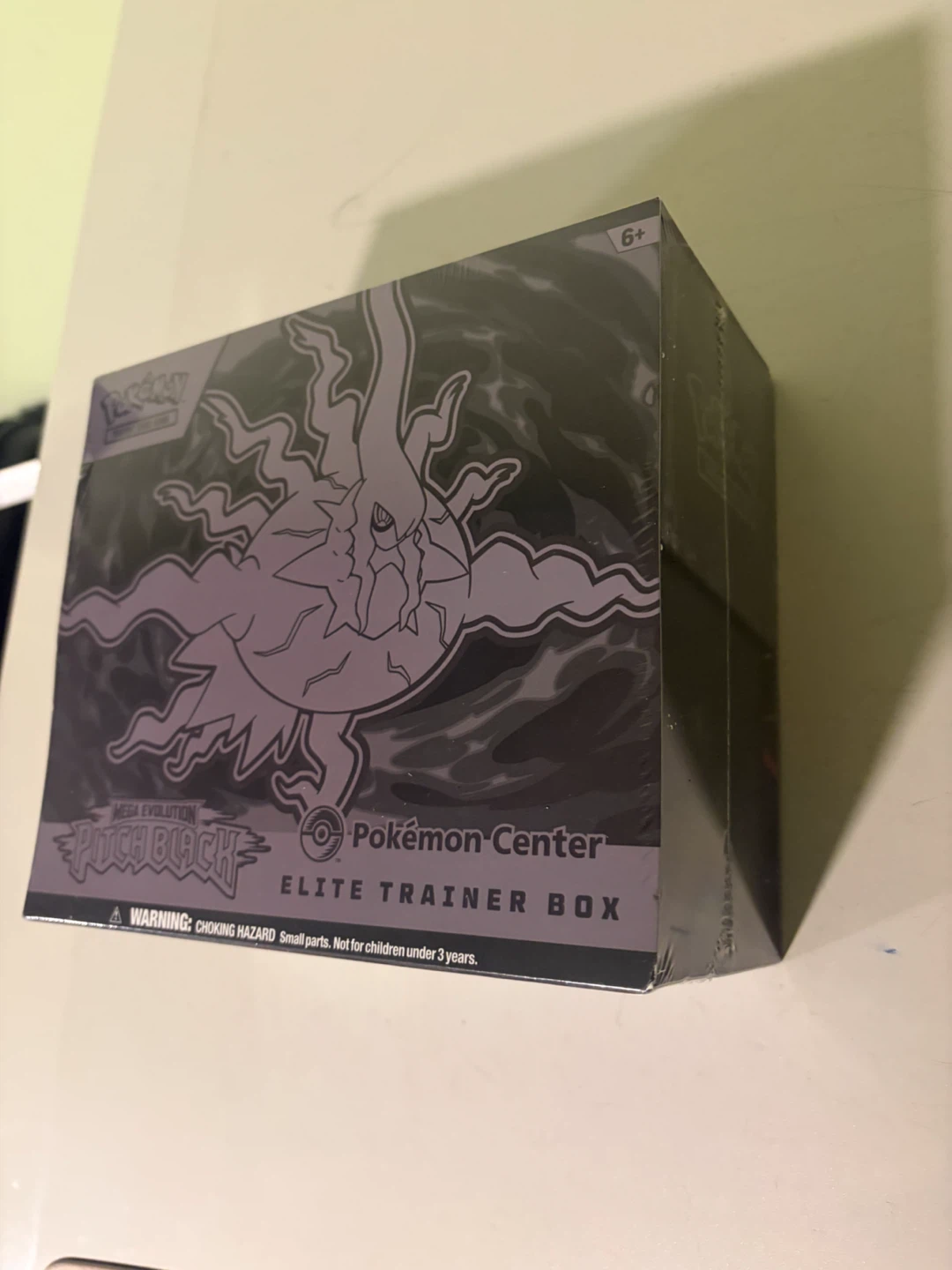 Pitch Black Pokemon Centre ETB