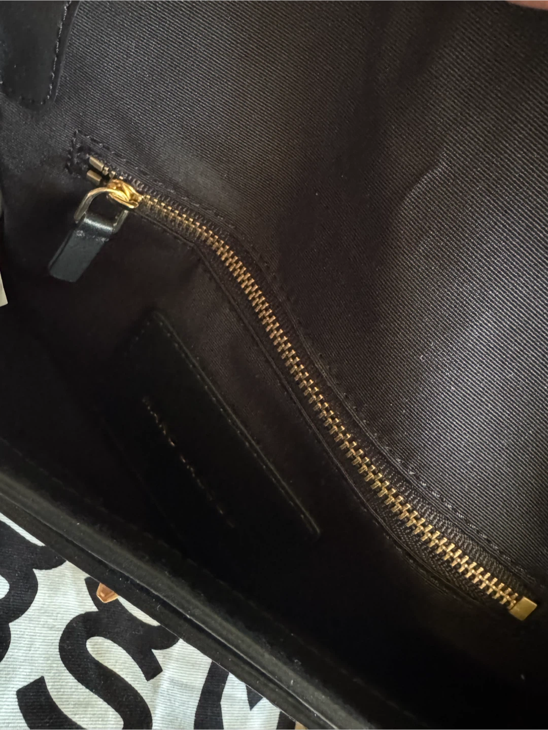 Marc Jacobs| the J Marc Black Shoulder Bag - photo 4