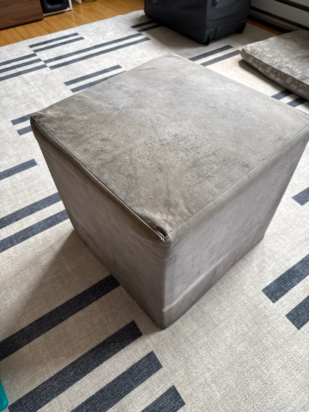 Square Upholstered Ottoman Footrest