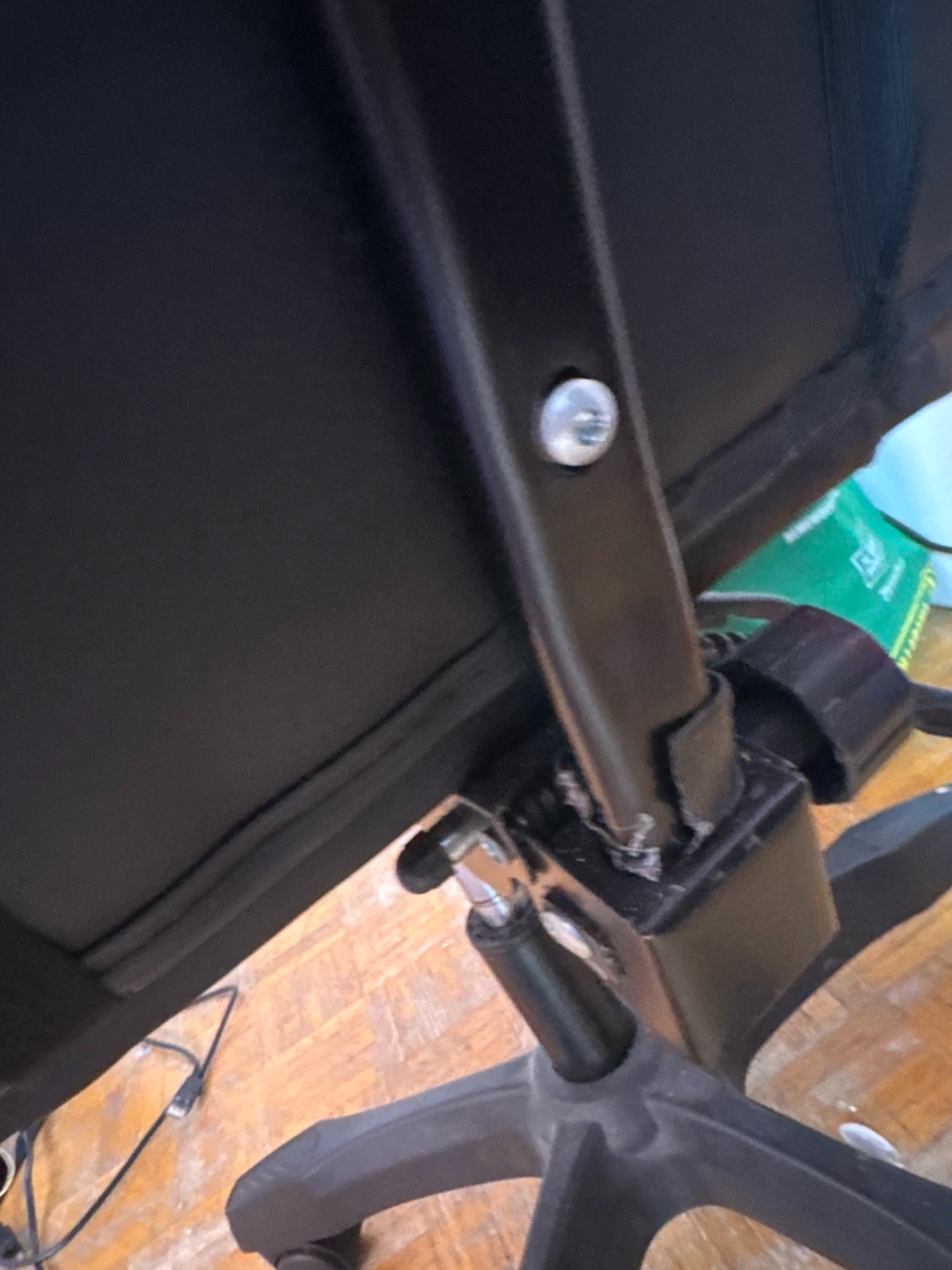 Gaming chair with foot rest for sale - photo 3