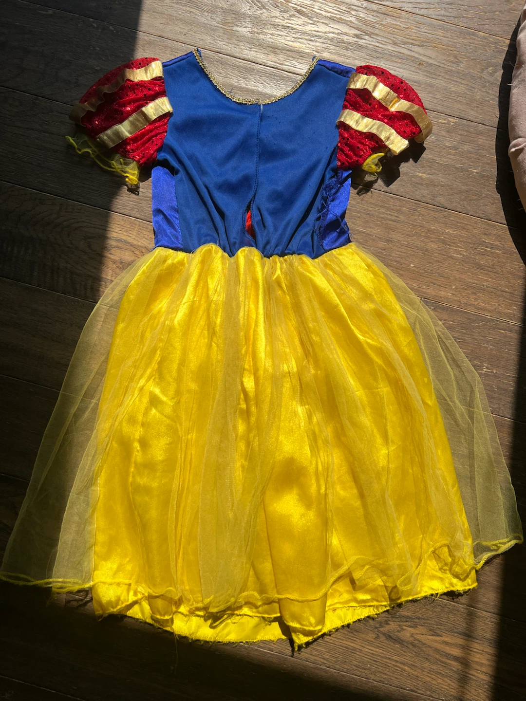 Snow White Costume - photo 2