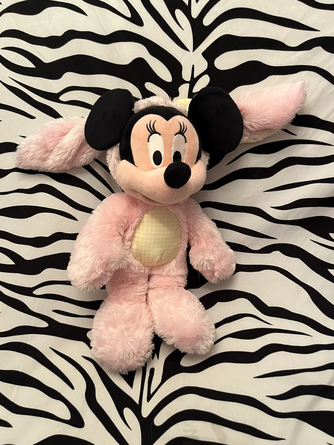 🩷 Disney Store Minnie Mouse Easter Bunny Plush Toy 🩷