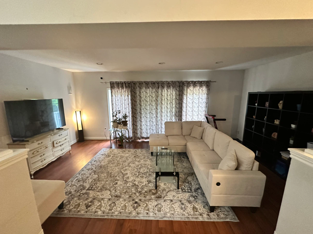 Room for Rent - female only household