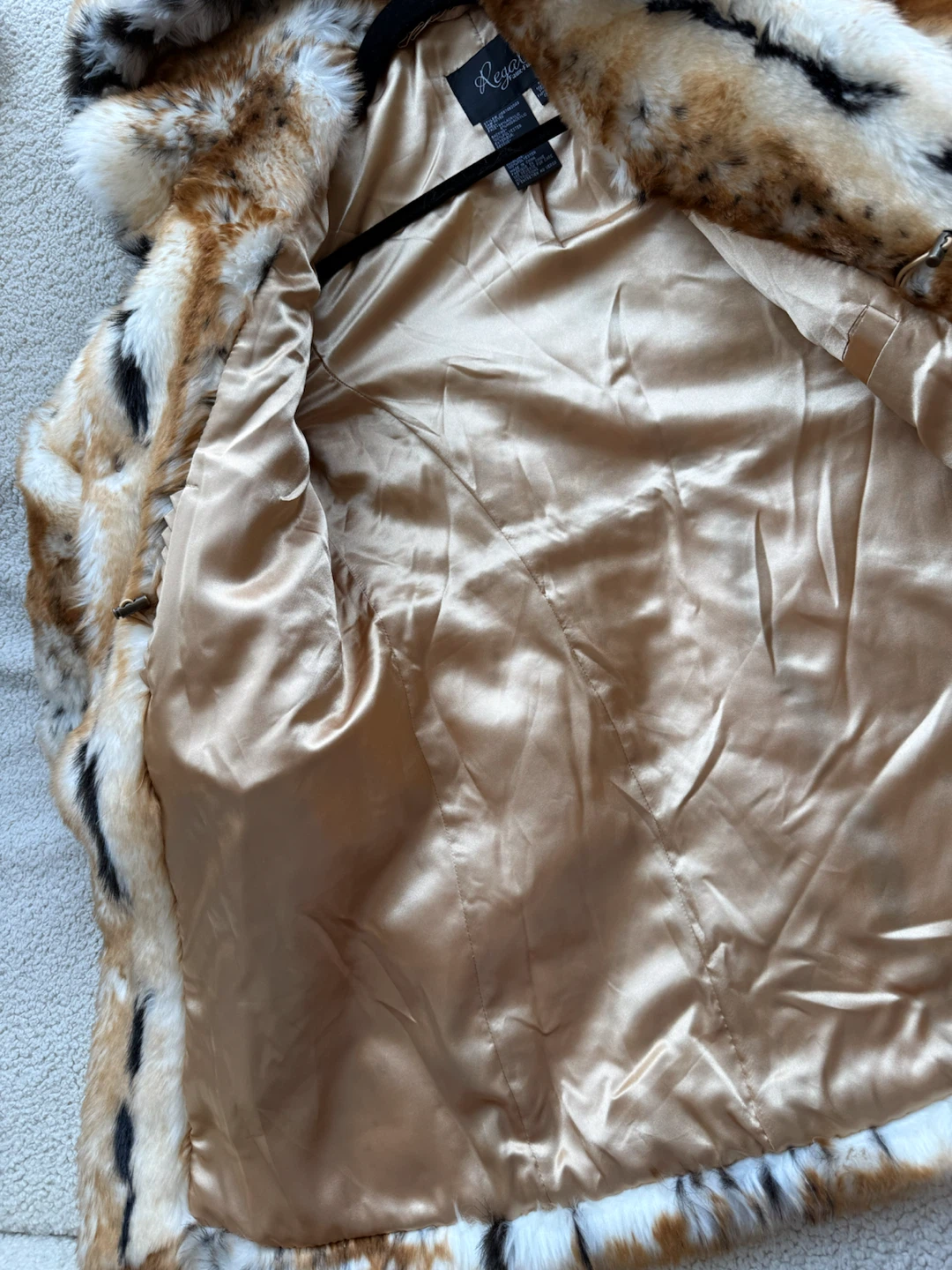 Lynx Faux Fur Hooded Coat - photo 3