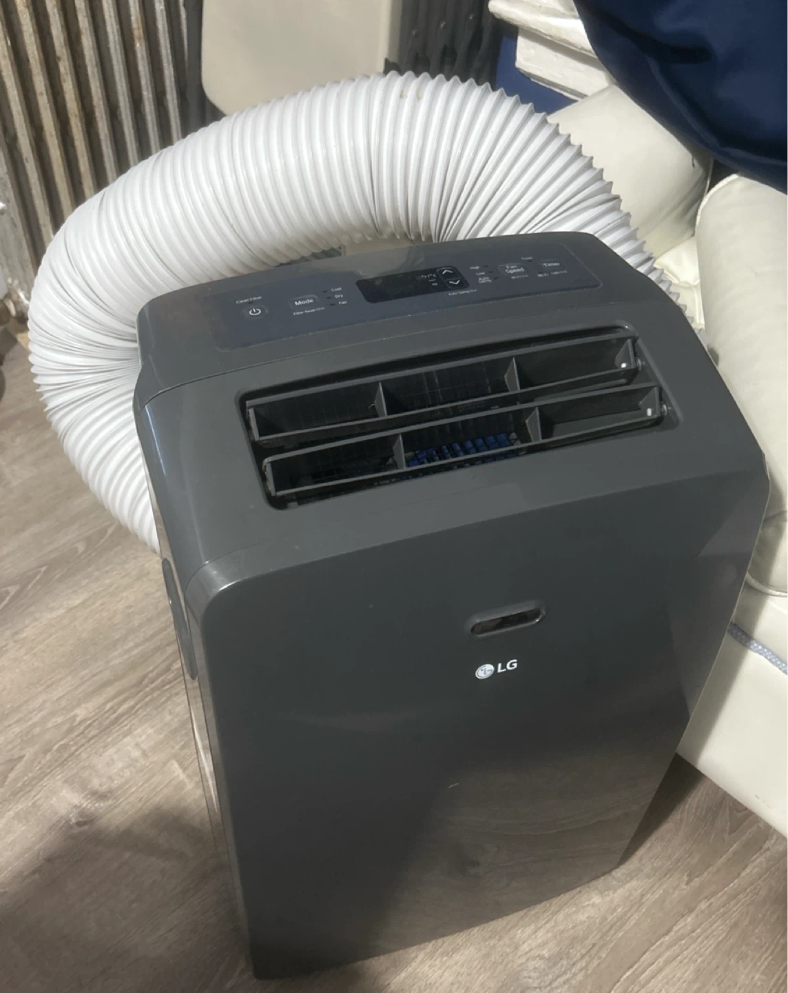 LG Portable Air Conditioner with Exhaust Hose - photo 4