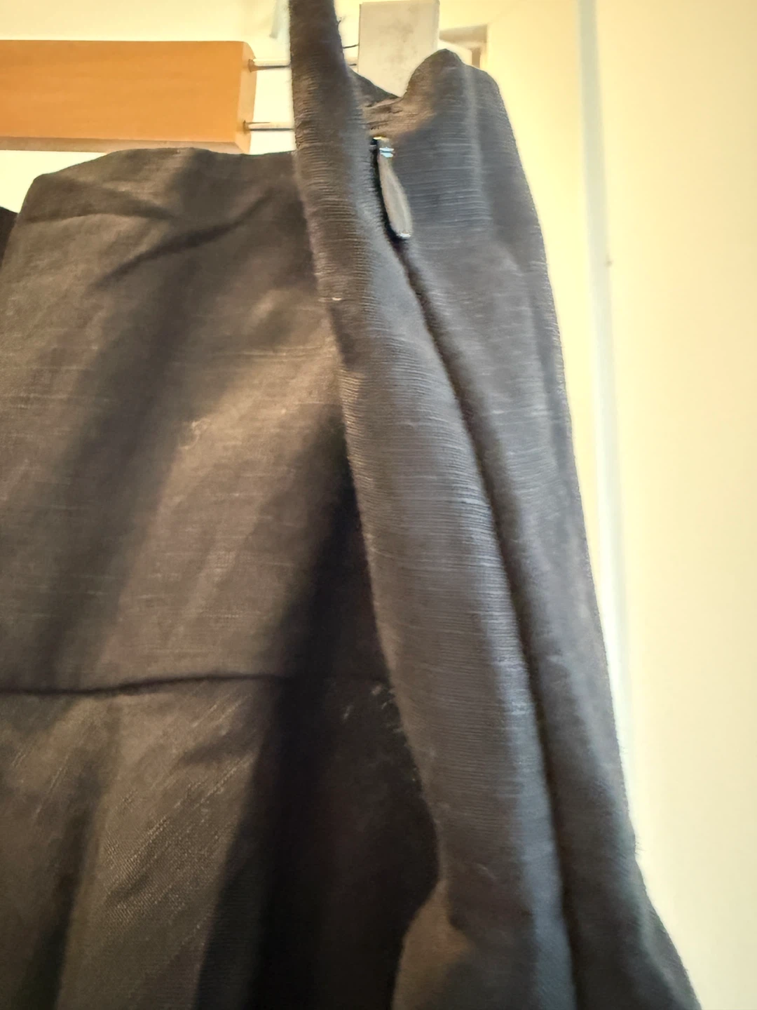 H&M Black Linen-Blend Pleated Mini Skirt – Size 18 – Never Worn - photo 4