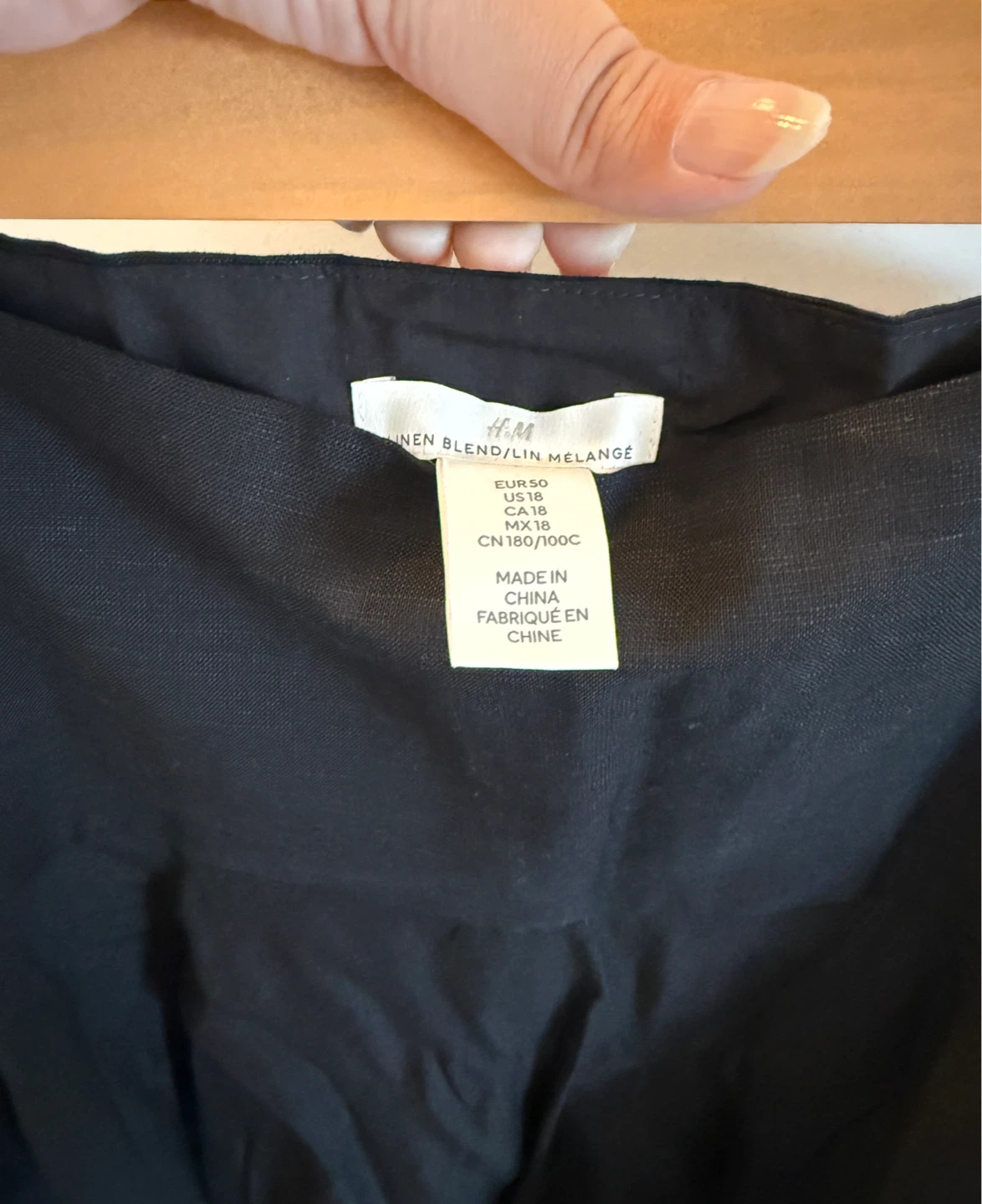 H&M Black Linen-Blend Pleated Mini Skirt – Size 18 – Never Worn - photo 5