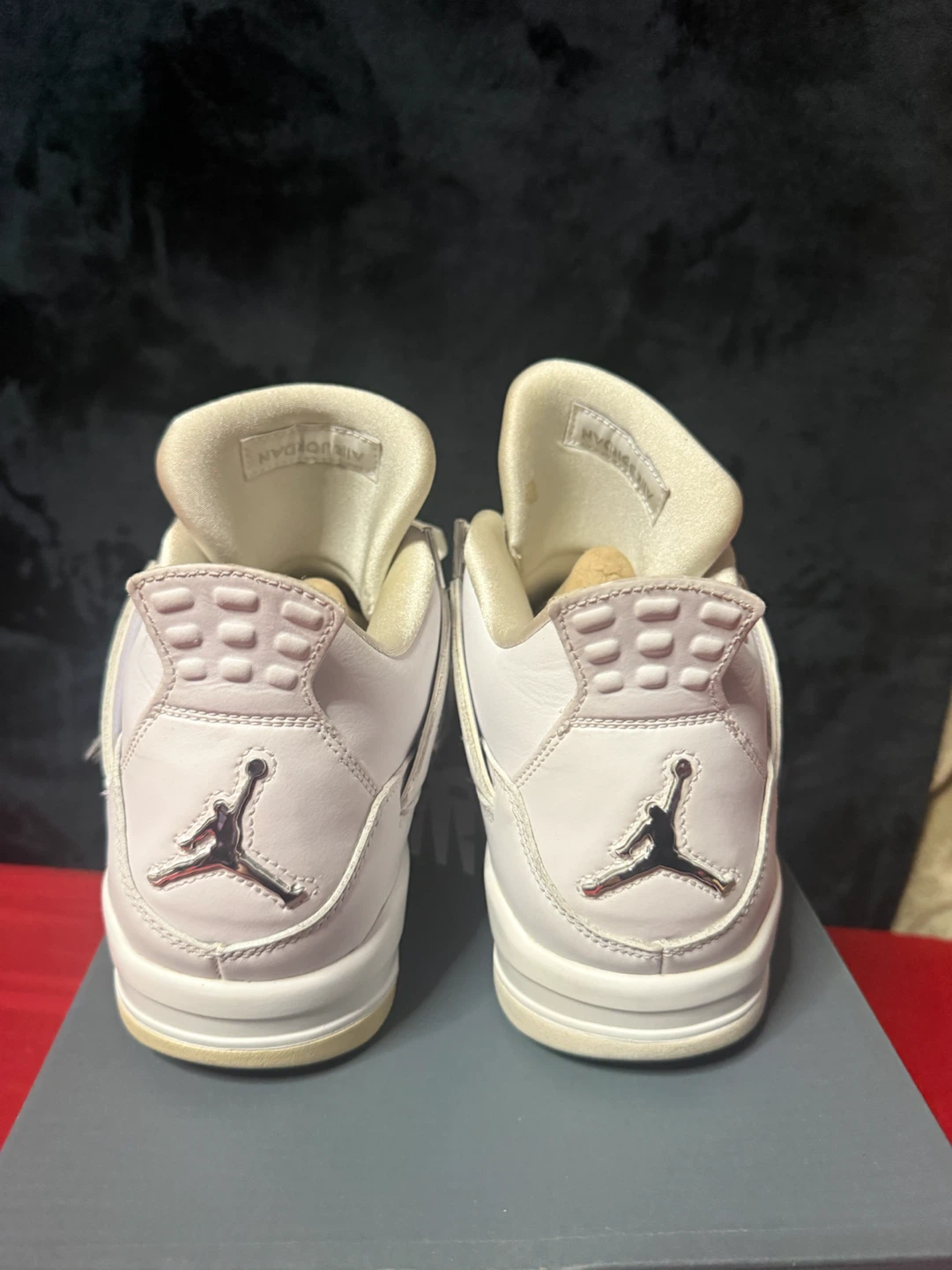 Air Jordan 4 Retro White Sneakers - photo 3