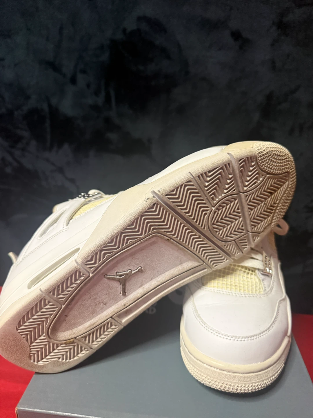 Air Jordan 4 Retro White Sneakers - photo 4