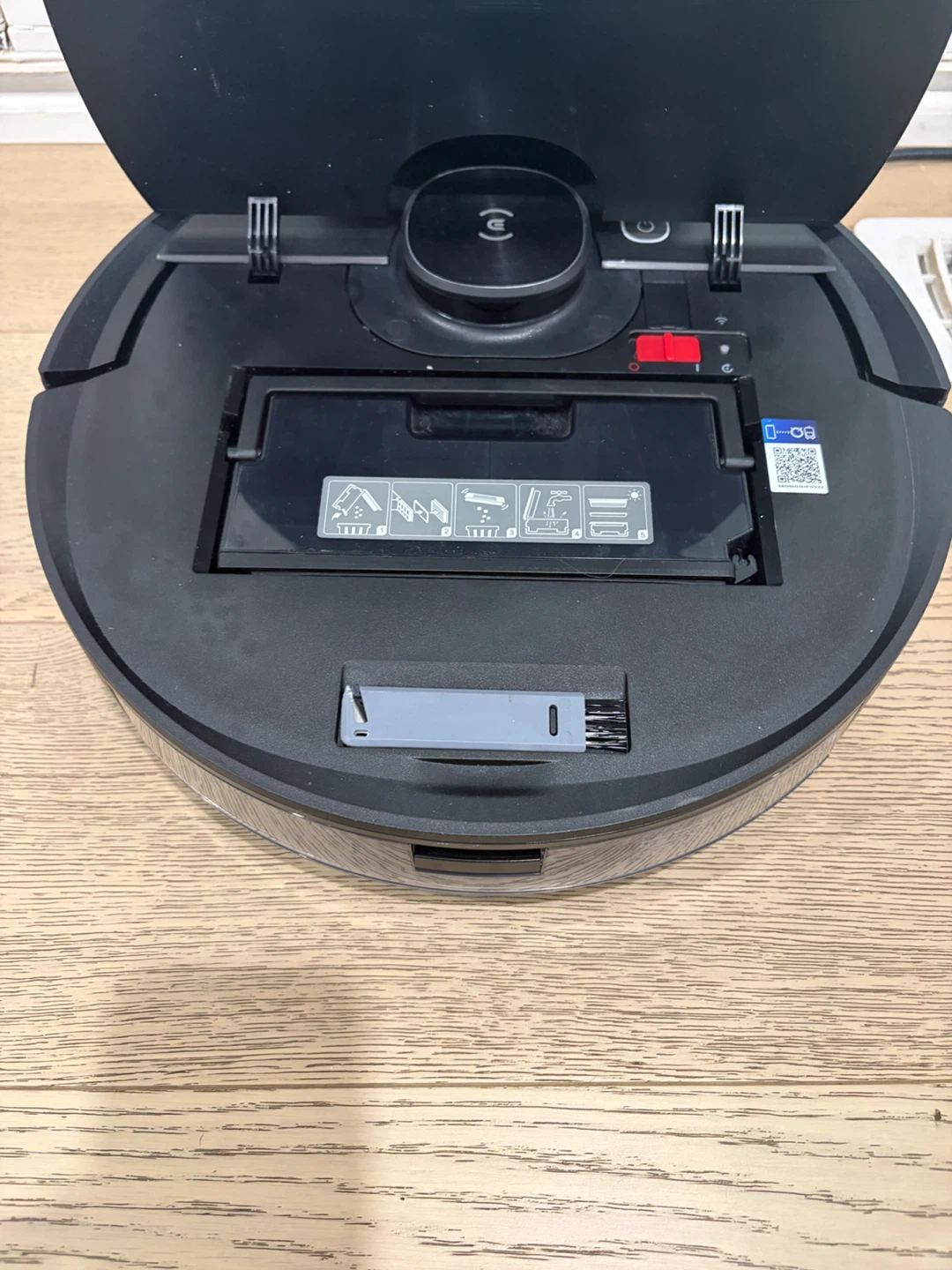 ECOVACS DEEBOT OZMO T8 AIVI Robot Vacuum & Mop - photo 4