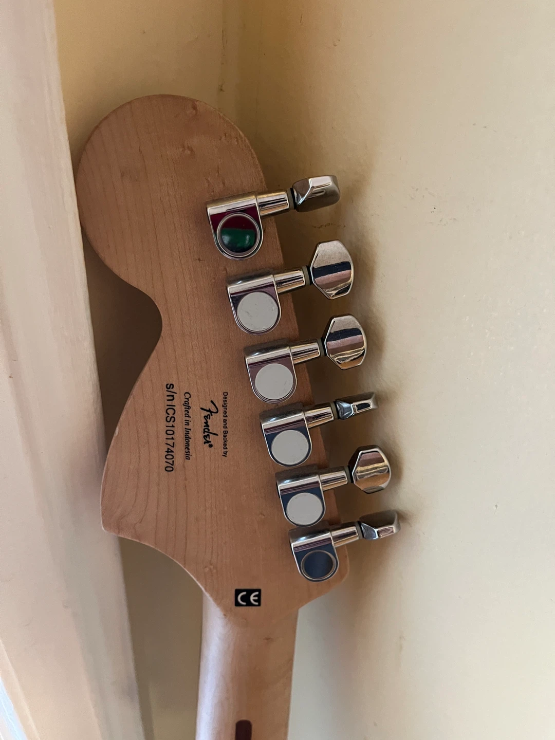Squier Stratocaster Electric Guitar - photo 5