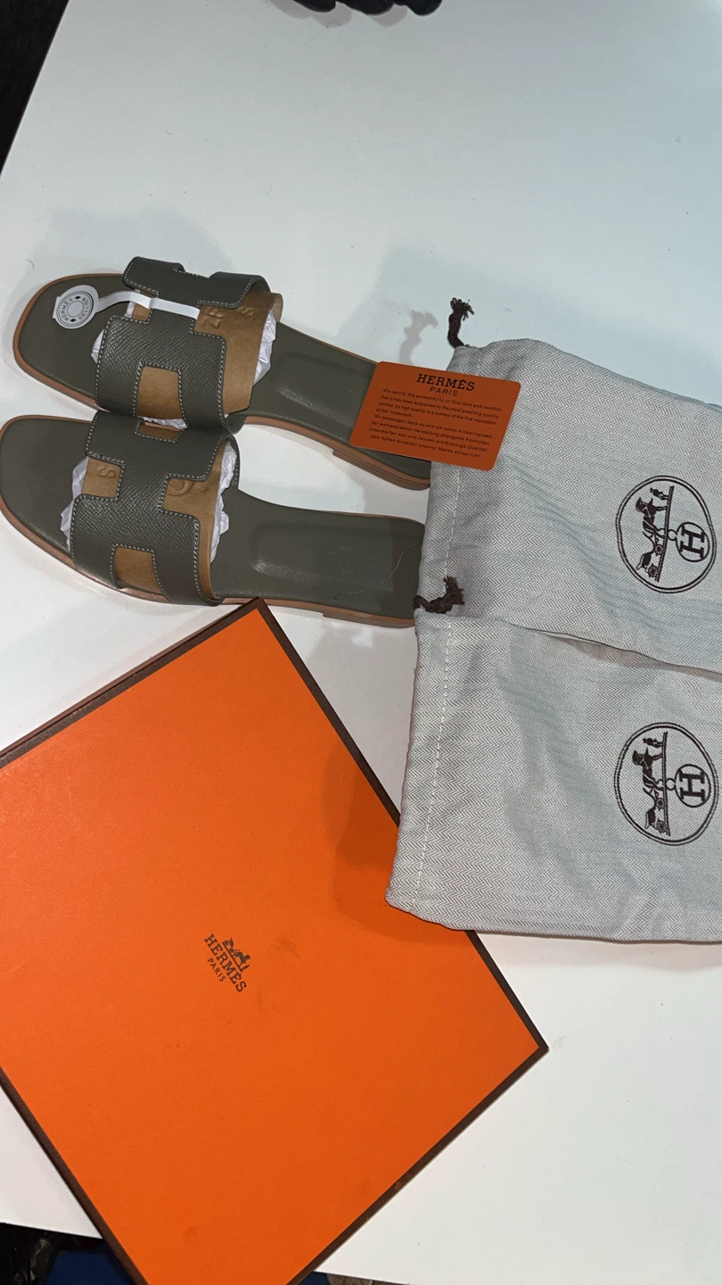 Hermes slippers