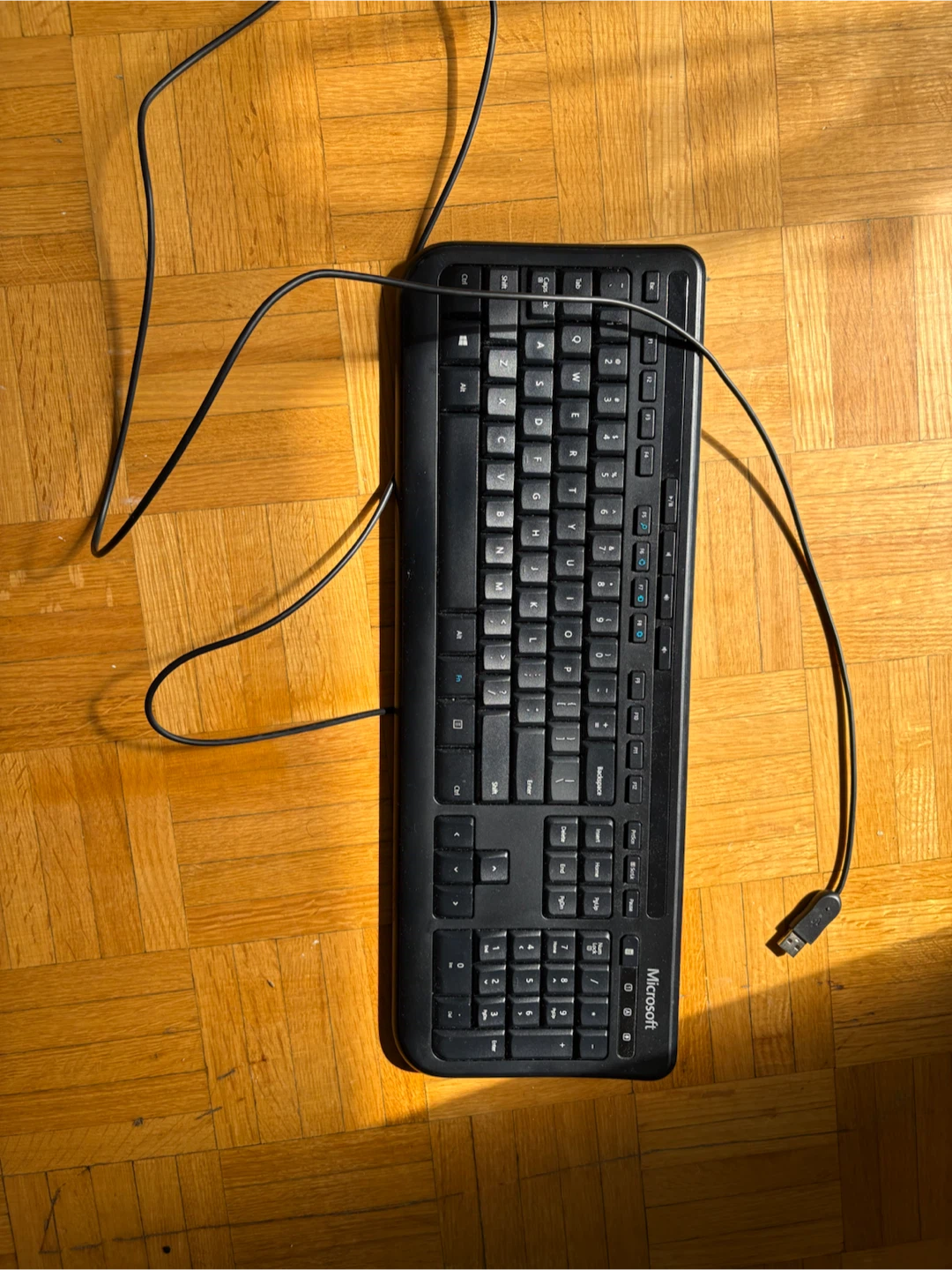 Microsoft Wired Keyboard - photo 2
