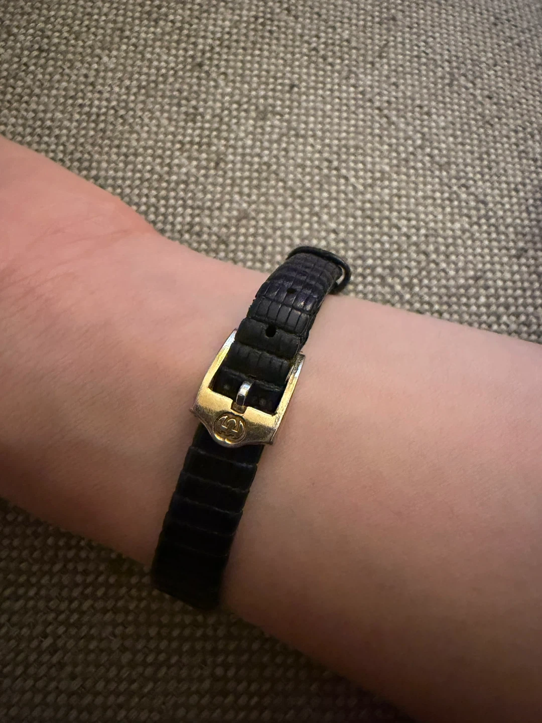 Gucci 2000L 21mm Ladies Watch with new battery - photo 2