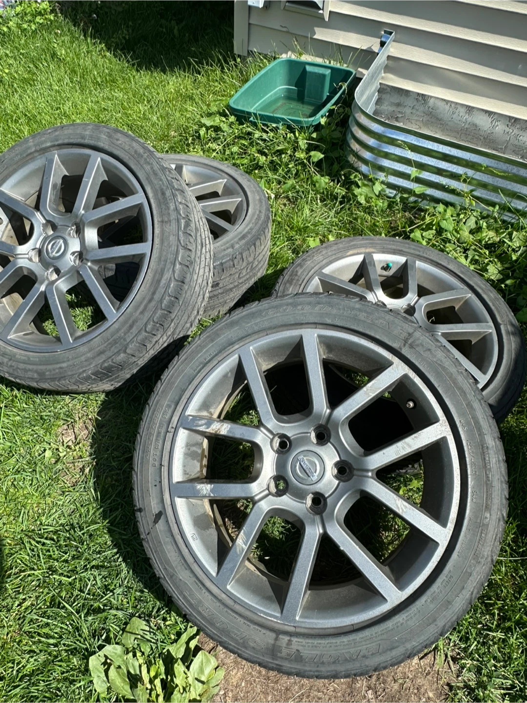 Nissan Rims & Tires