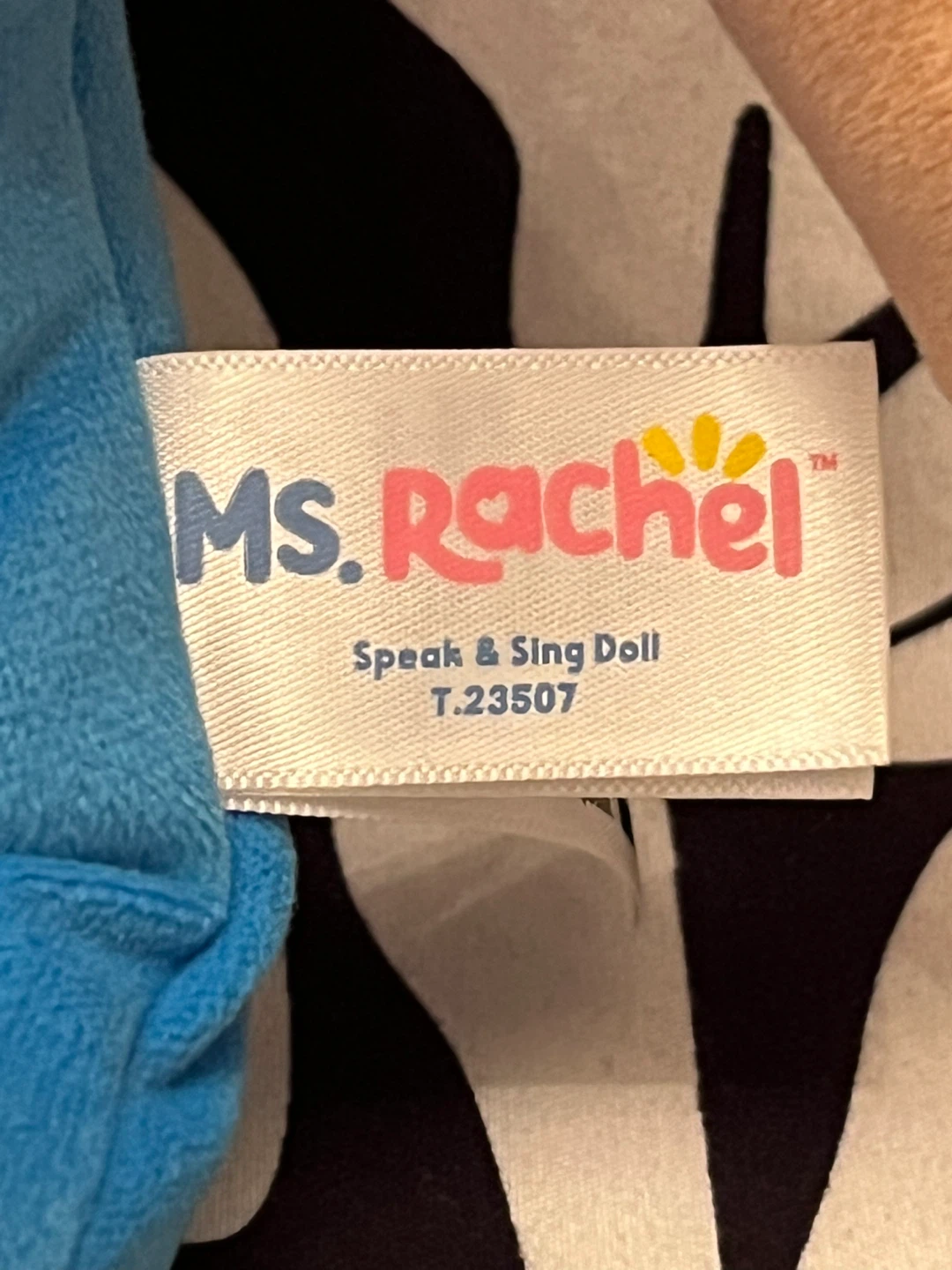 🩷 Ms. Rachel Speak & Sing Doll 🩷 - photo 5
