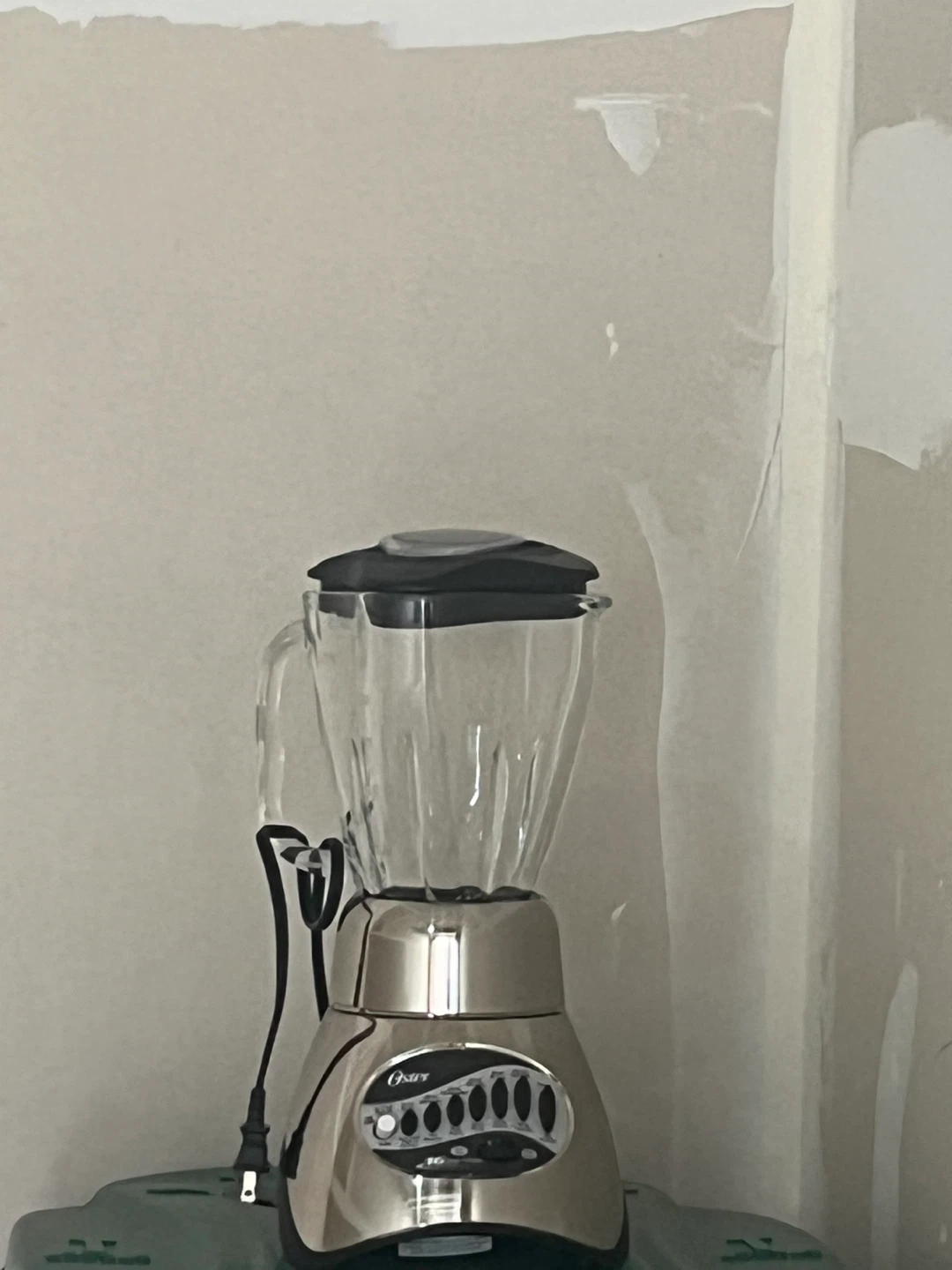 Oster 16-Speed Blender
