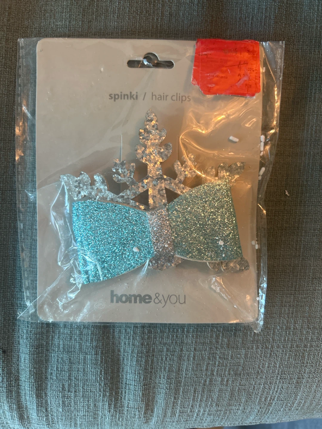 Spinki / Hair Clips with Glittery Snowflakes & Bows