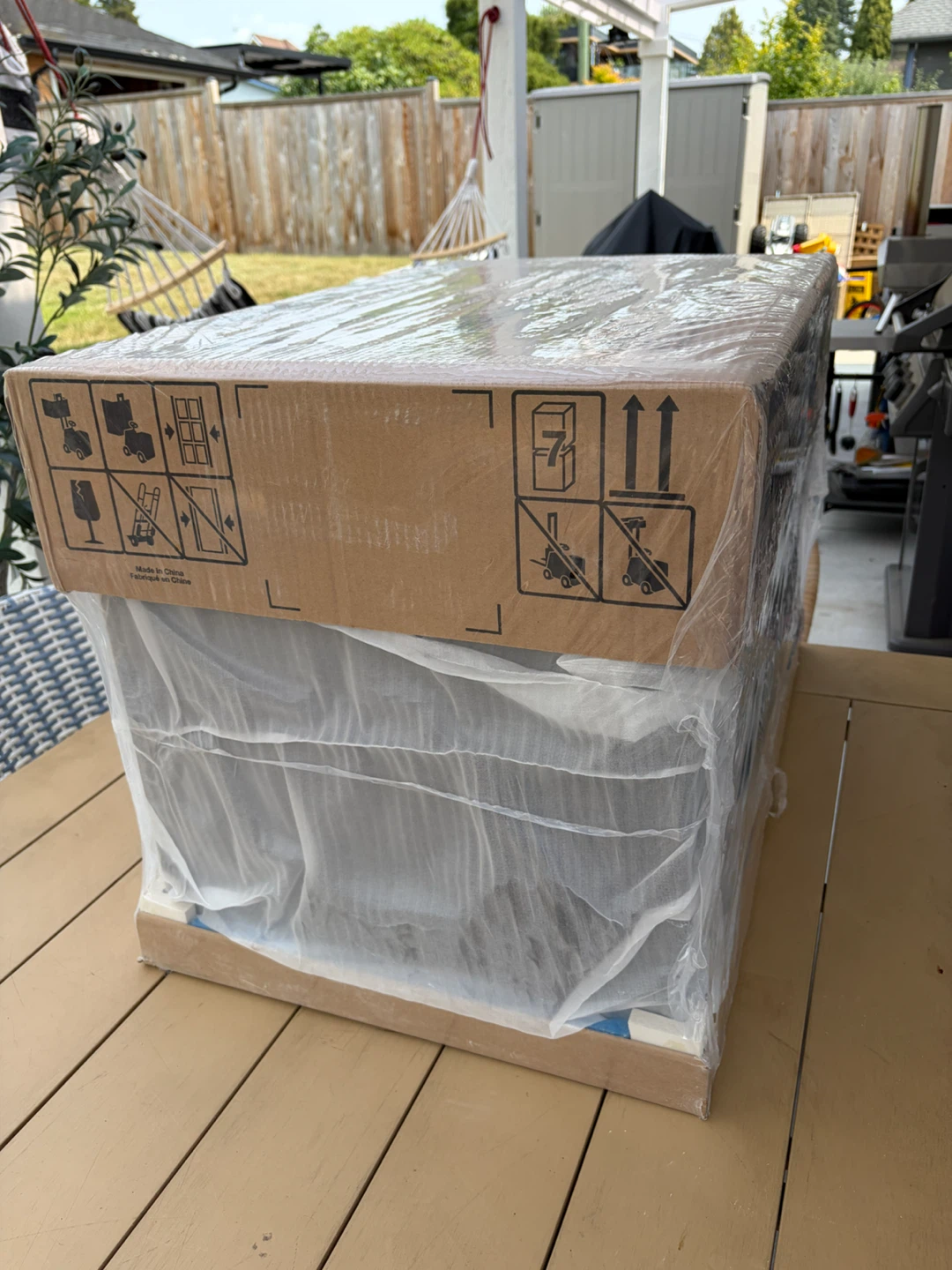 New Whirlpool Microwave Oven - Model YWMH31017HS - photo 2