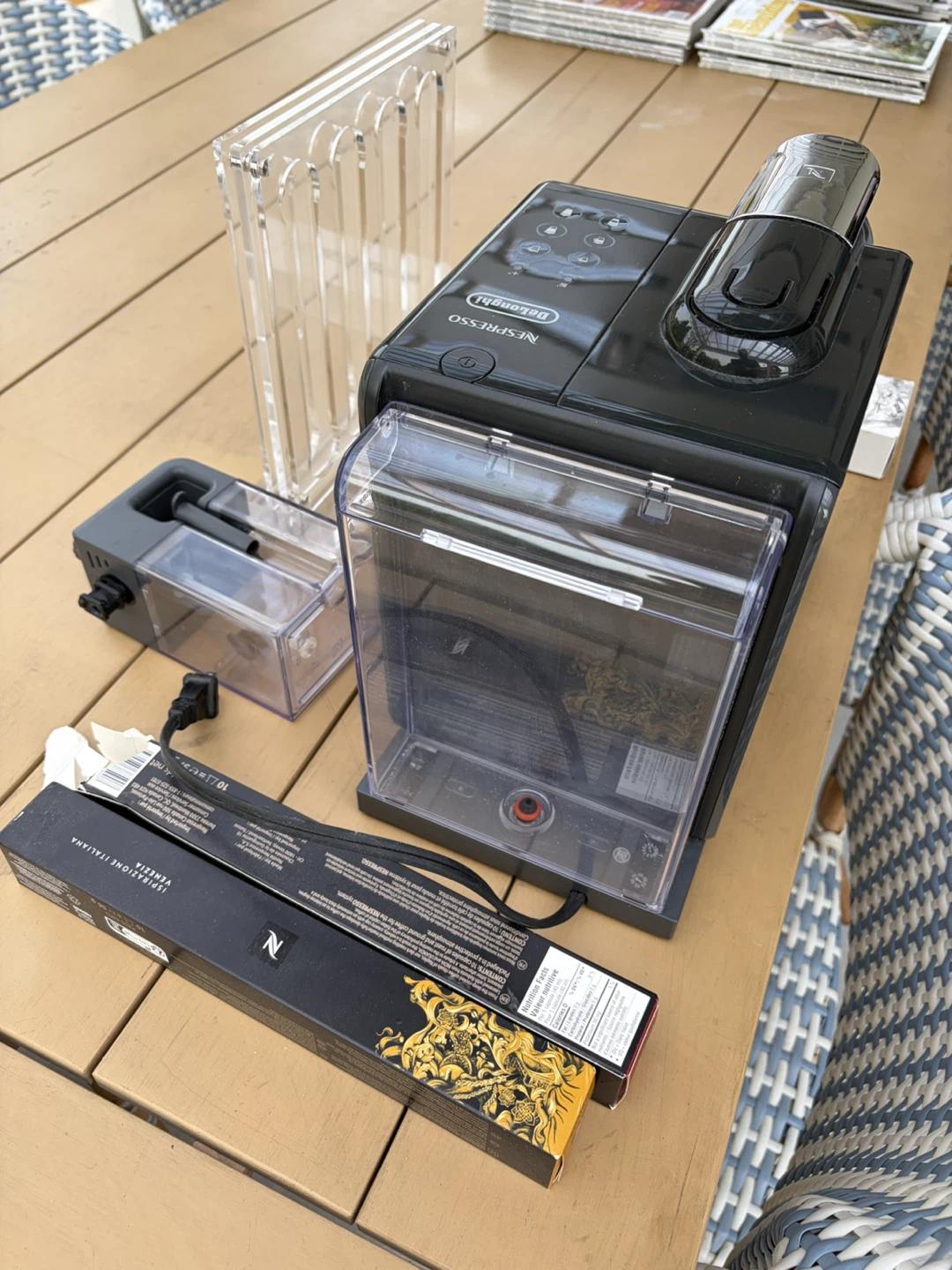 Nespresso DeLonghi Coffee Machine