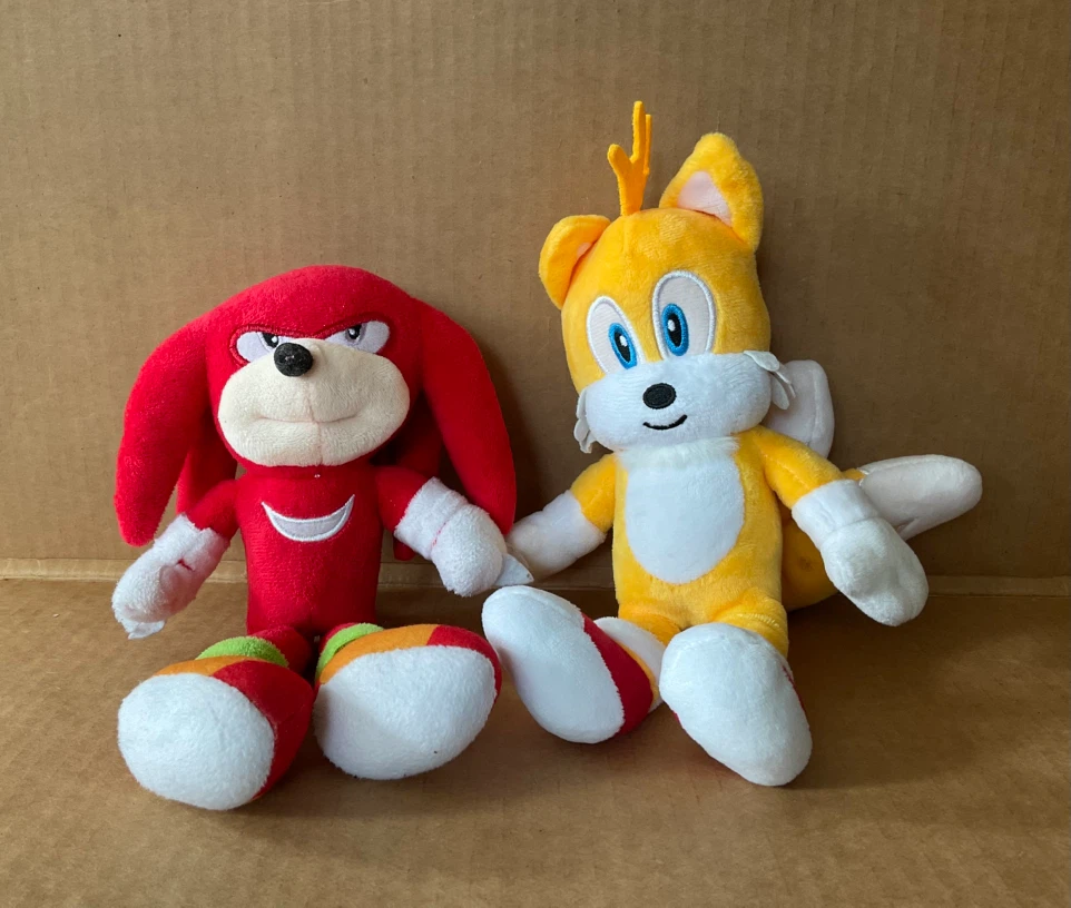 Sonic the Hedgehog Knuckles & Tails Plushie Bundle