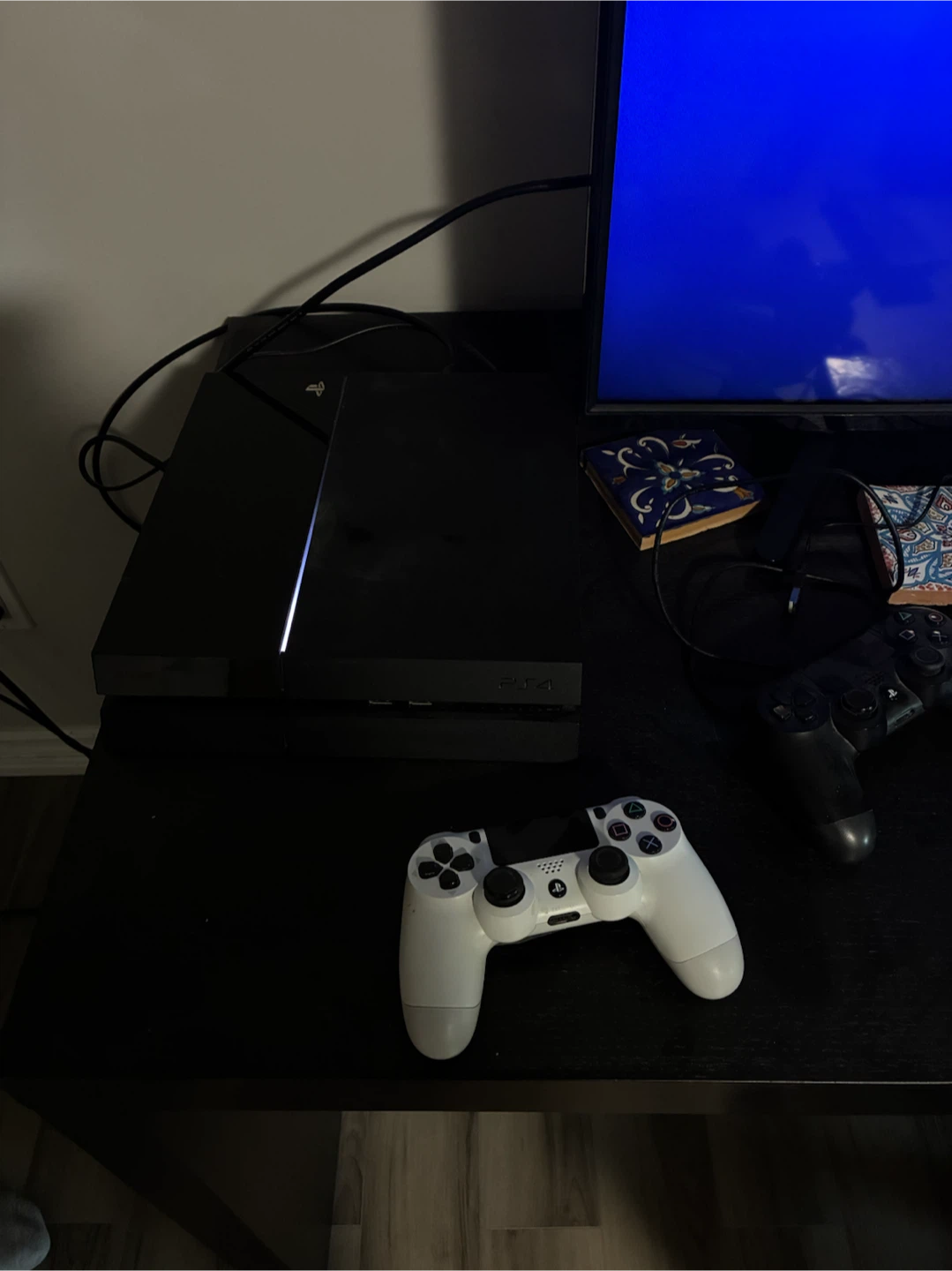 PlayStation 4 Console with Games - photo 3