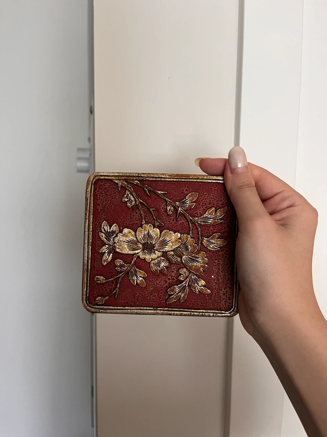 Traditional Chinese wood carving decoration - photo 3