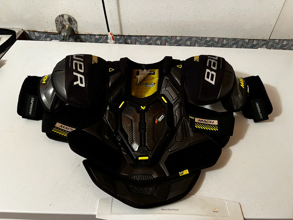 Hockey Shoulder pads