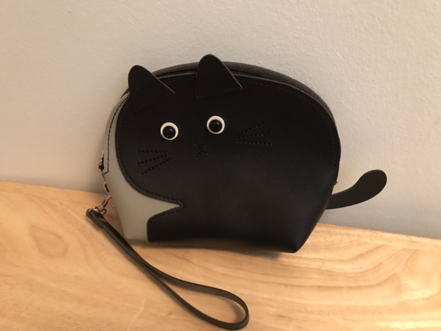 Cute black cat shaped 🐈‍⬛ wristlet purse